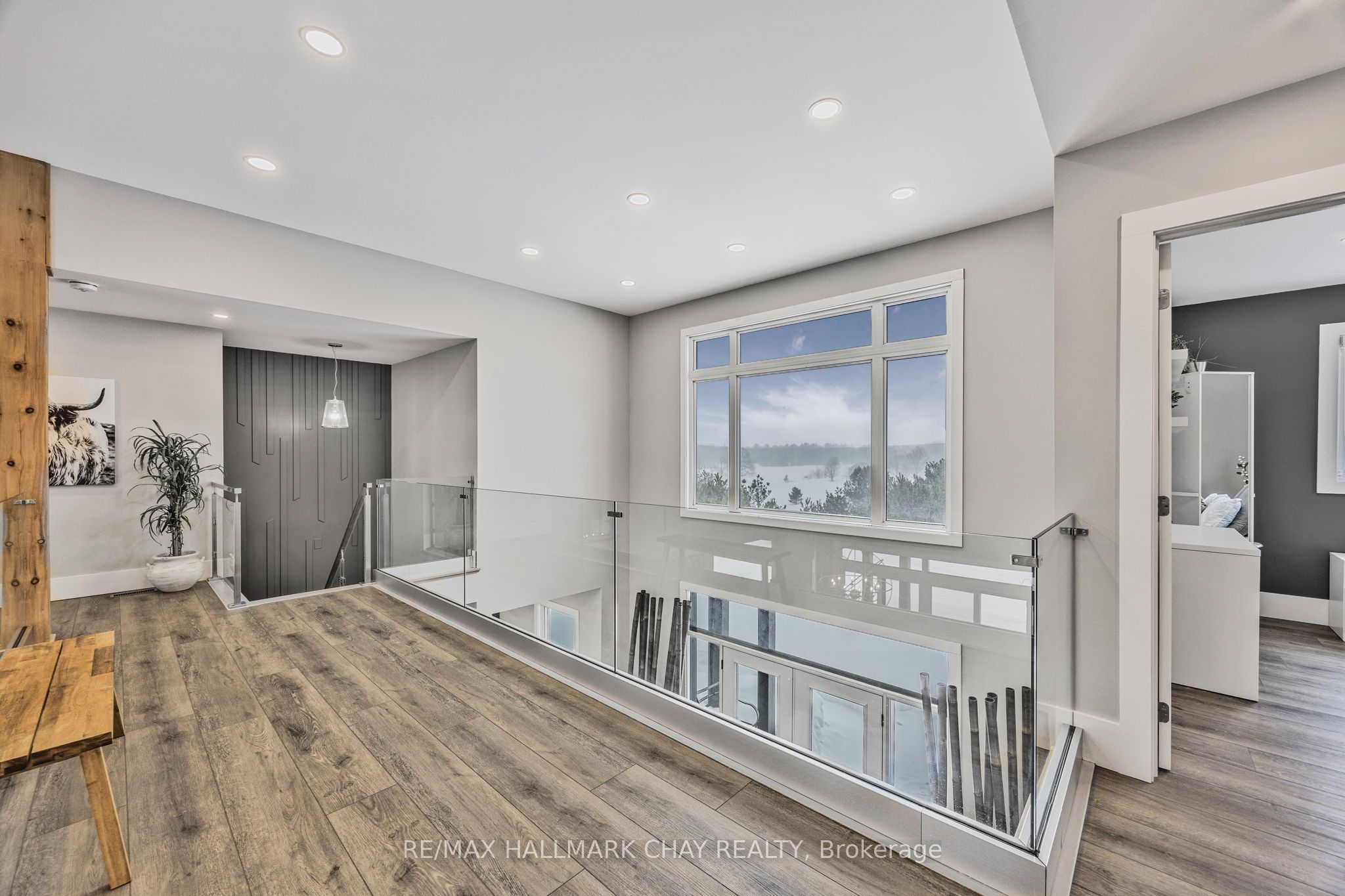 1940 6 Line Property Photo 22
