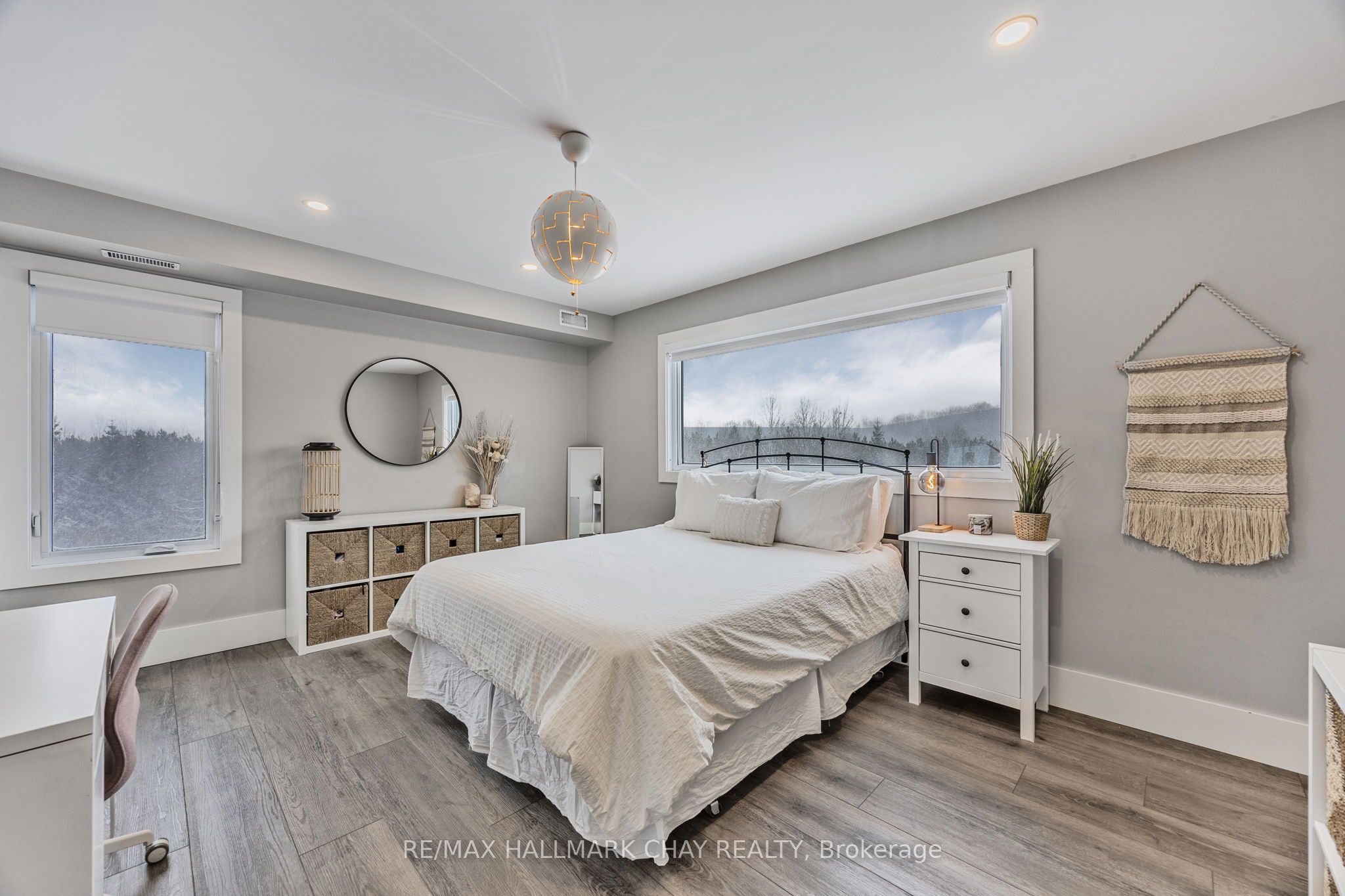 1940 6 Line Property Photo 28
