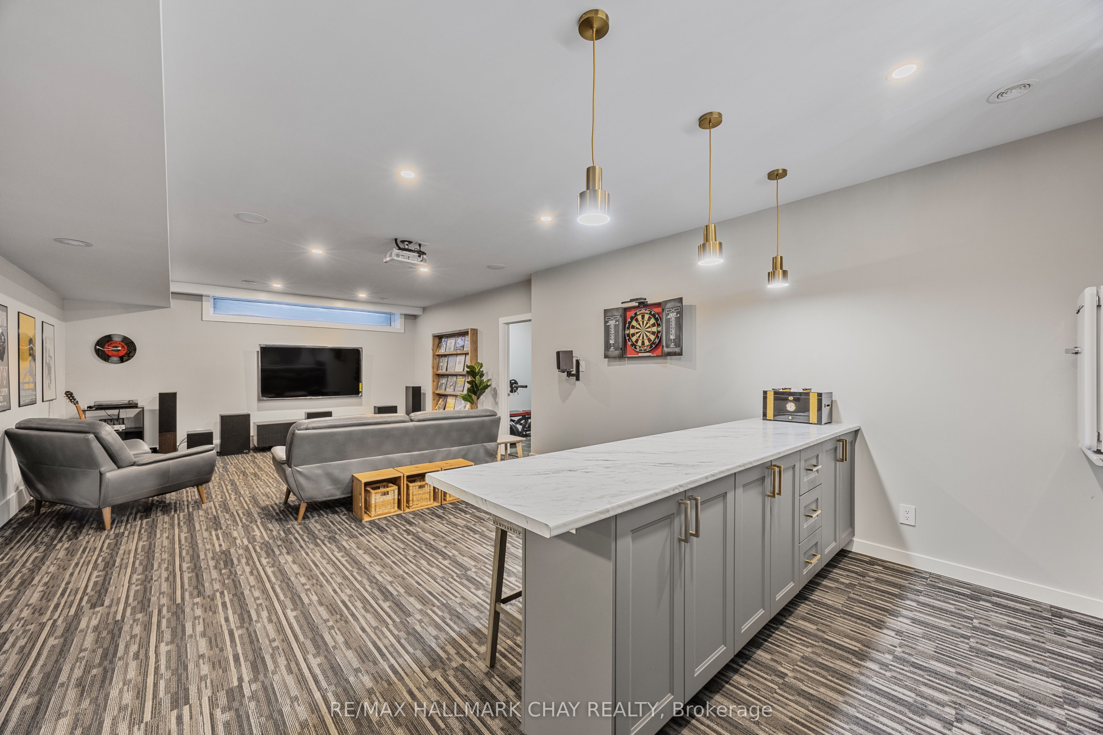 1940 6 Line Property Photo 32