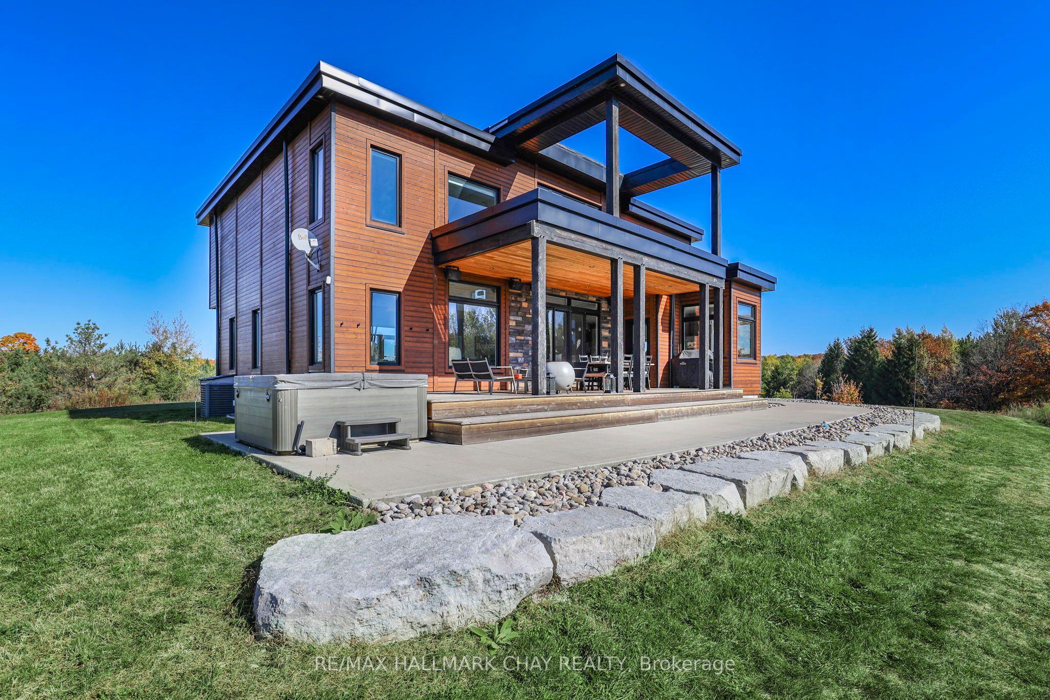 1940 6 Line Property Photo 37