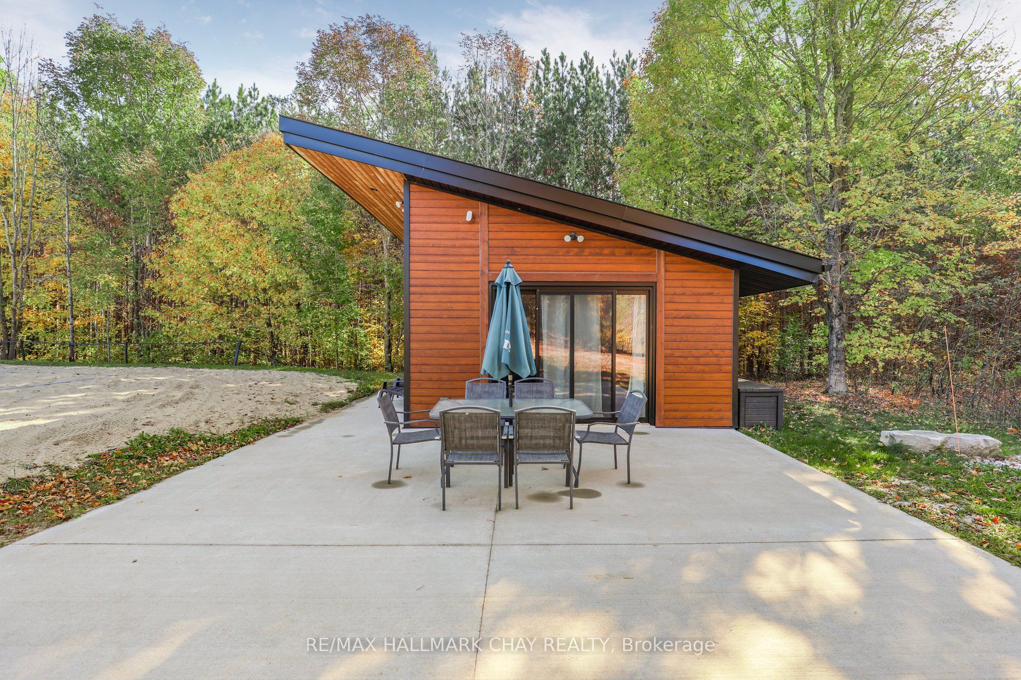 1940 6 Line Property Photo 41