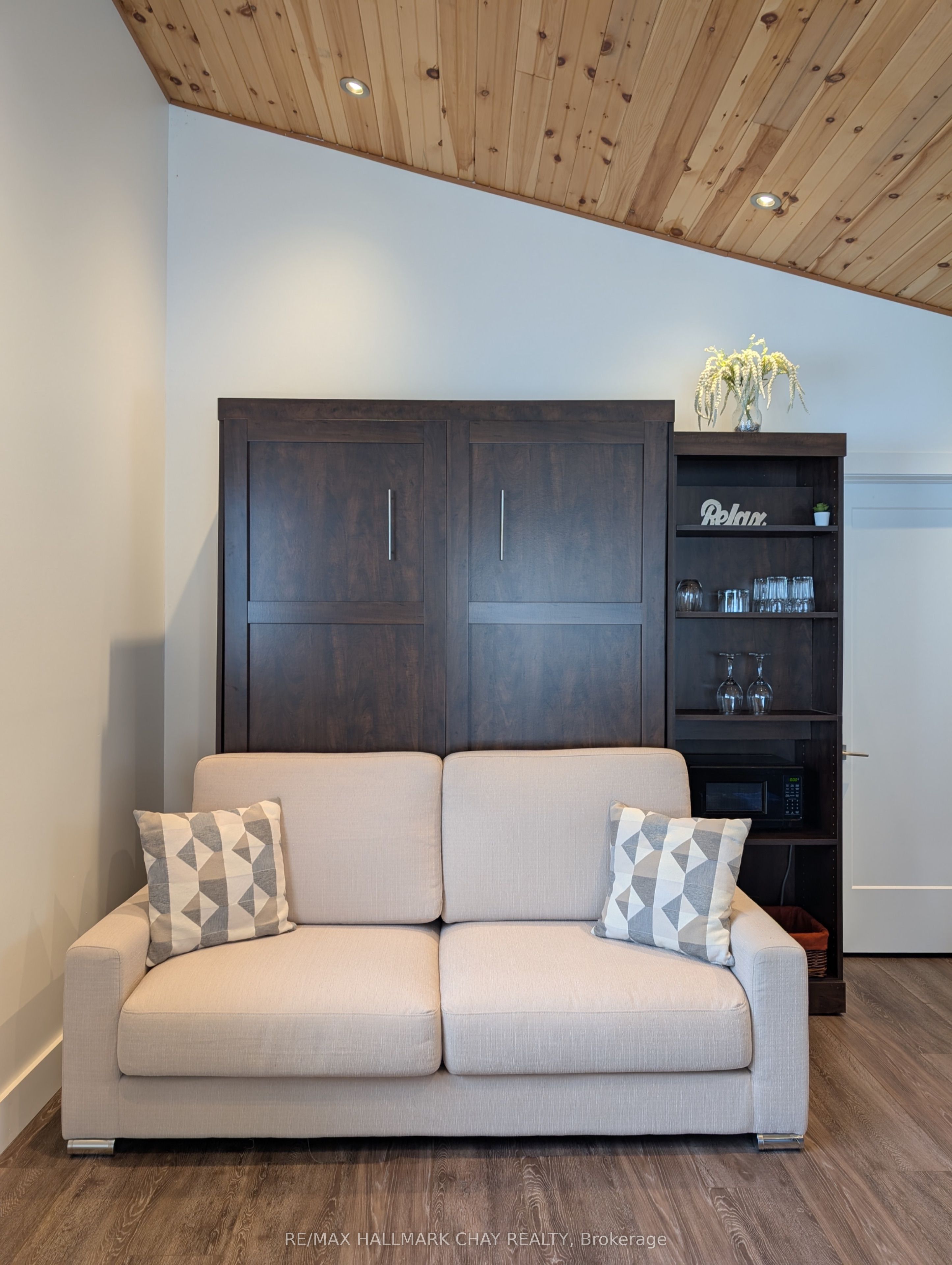 1940 6 Line Property Photo 47