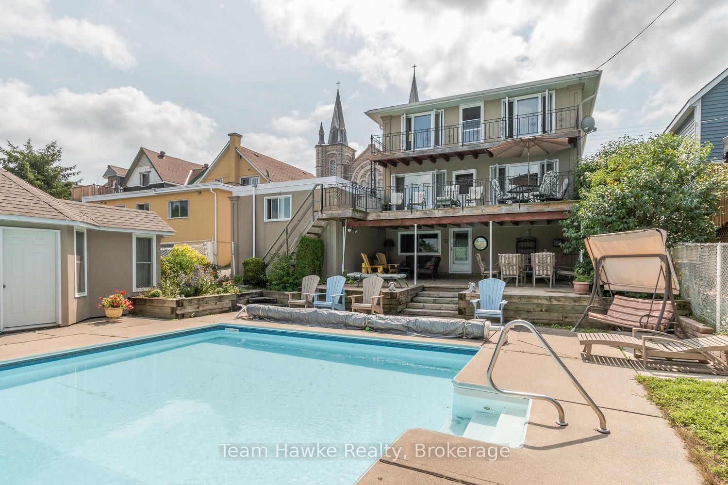 25 Robert Street Property Photo