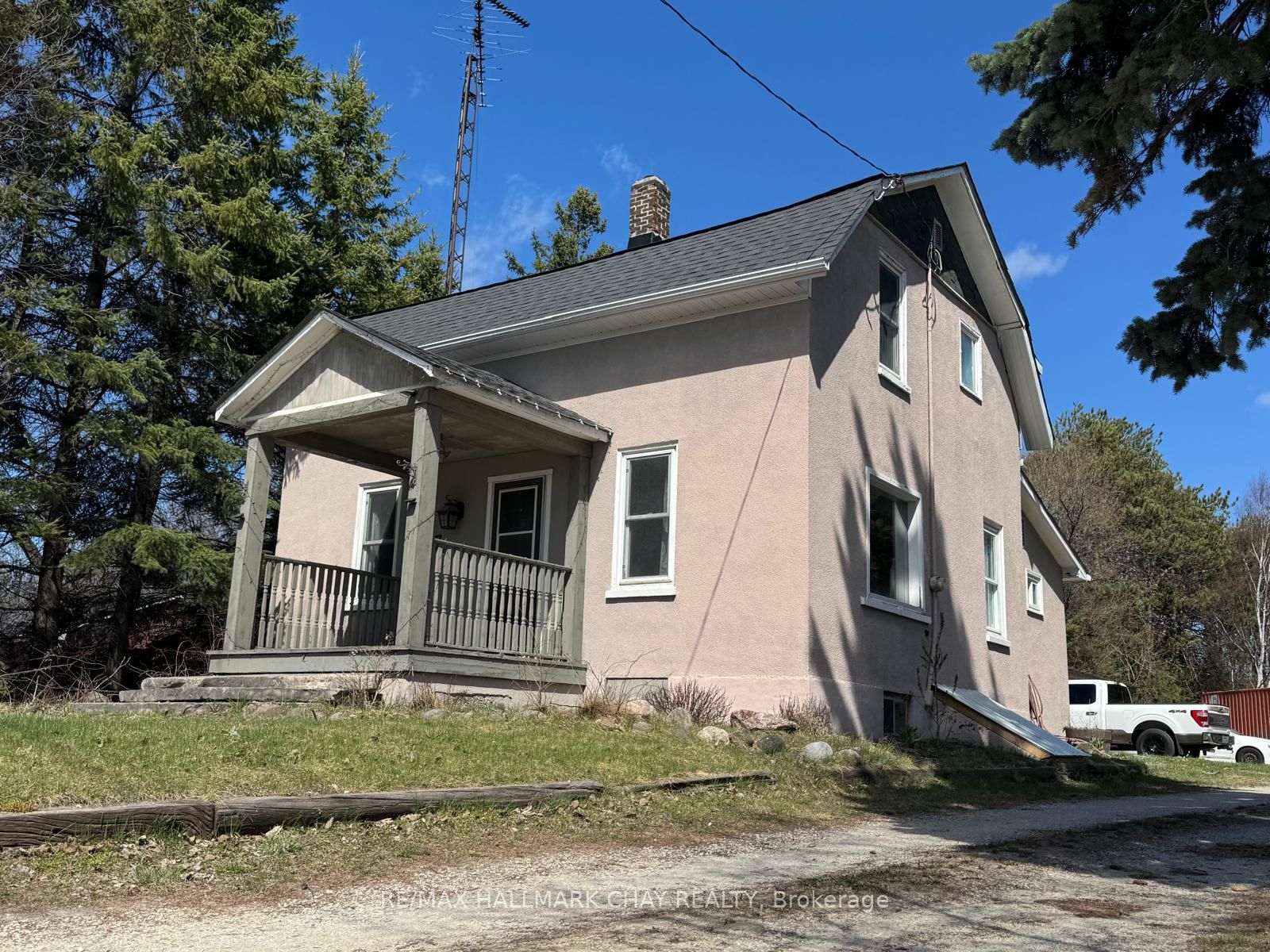 7440 26 Highway Property Photo