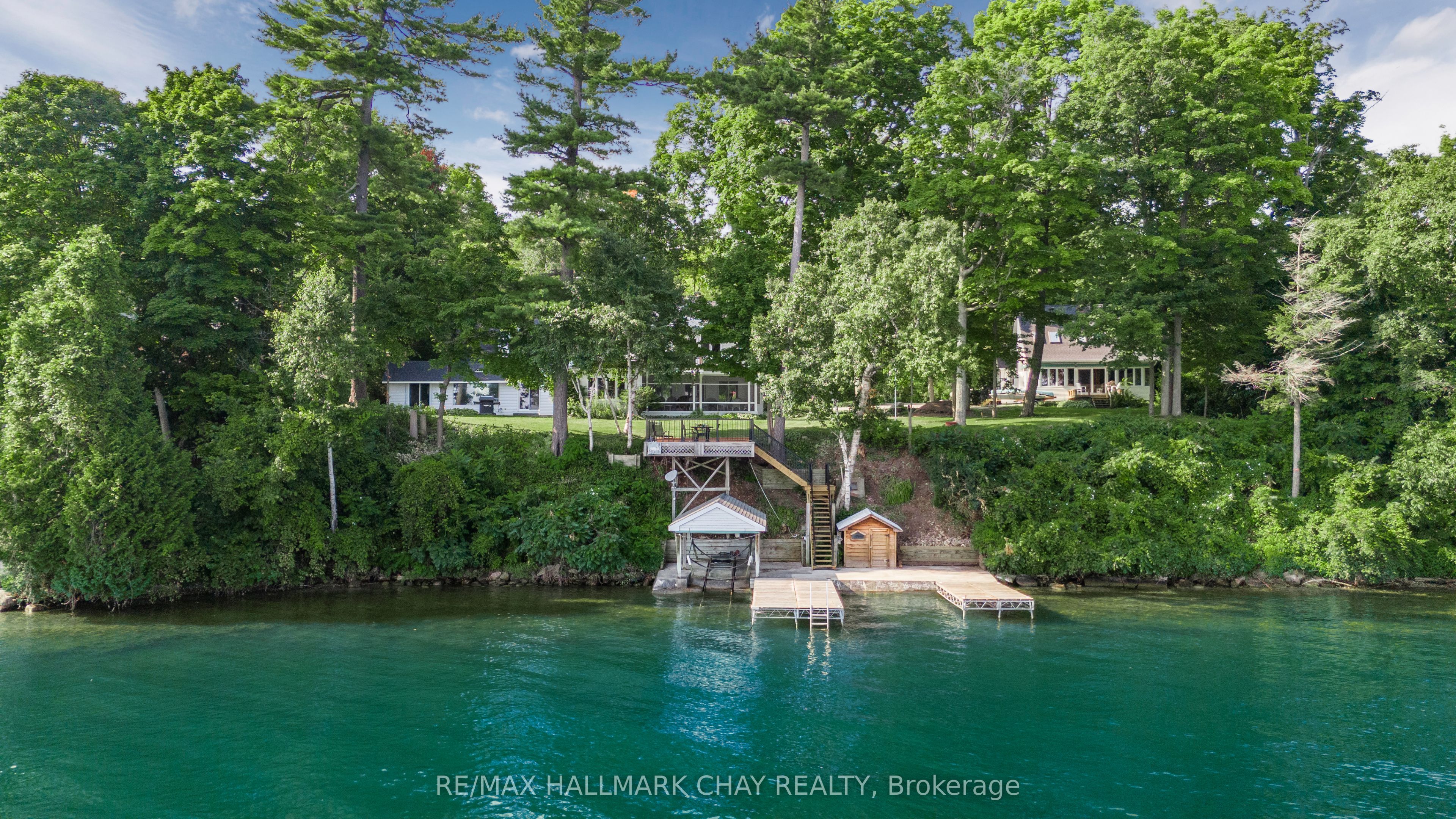209 Bay Street Property Photo 1