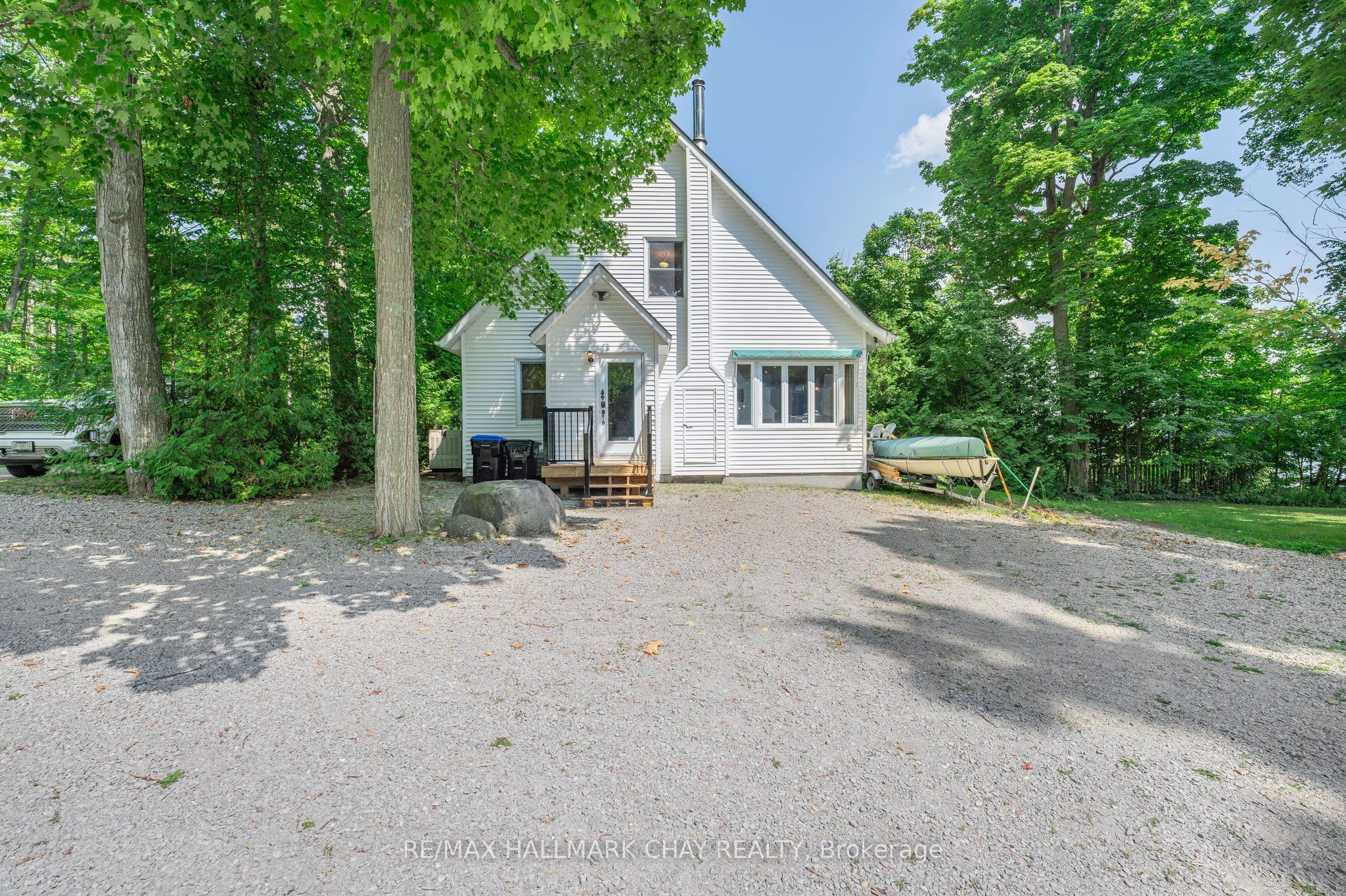 209 Bay Street Property Photo 6