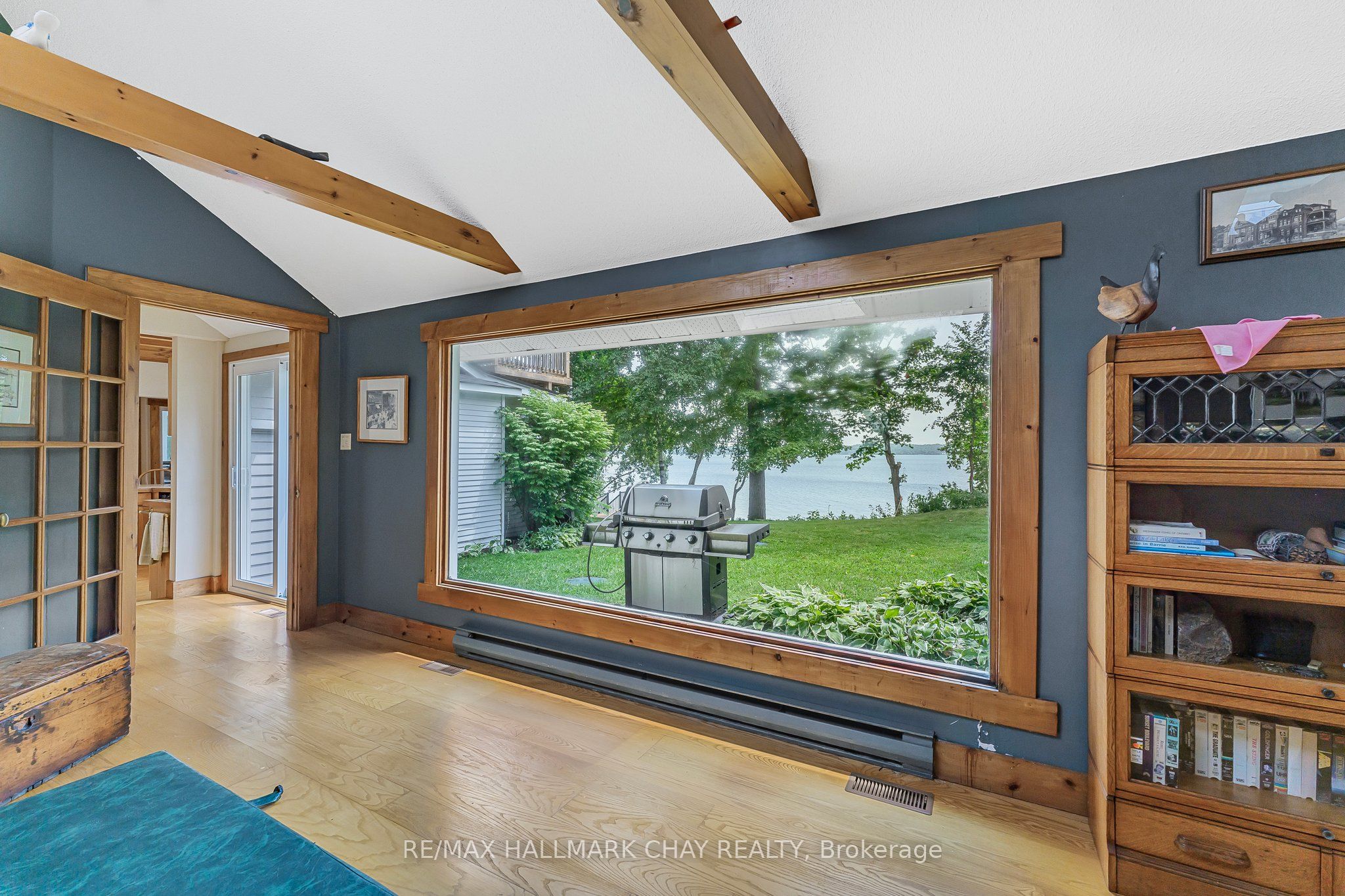 209 Bay Street Property Photo 15