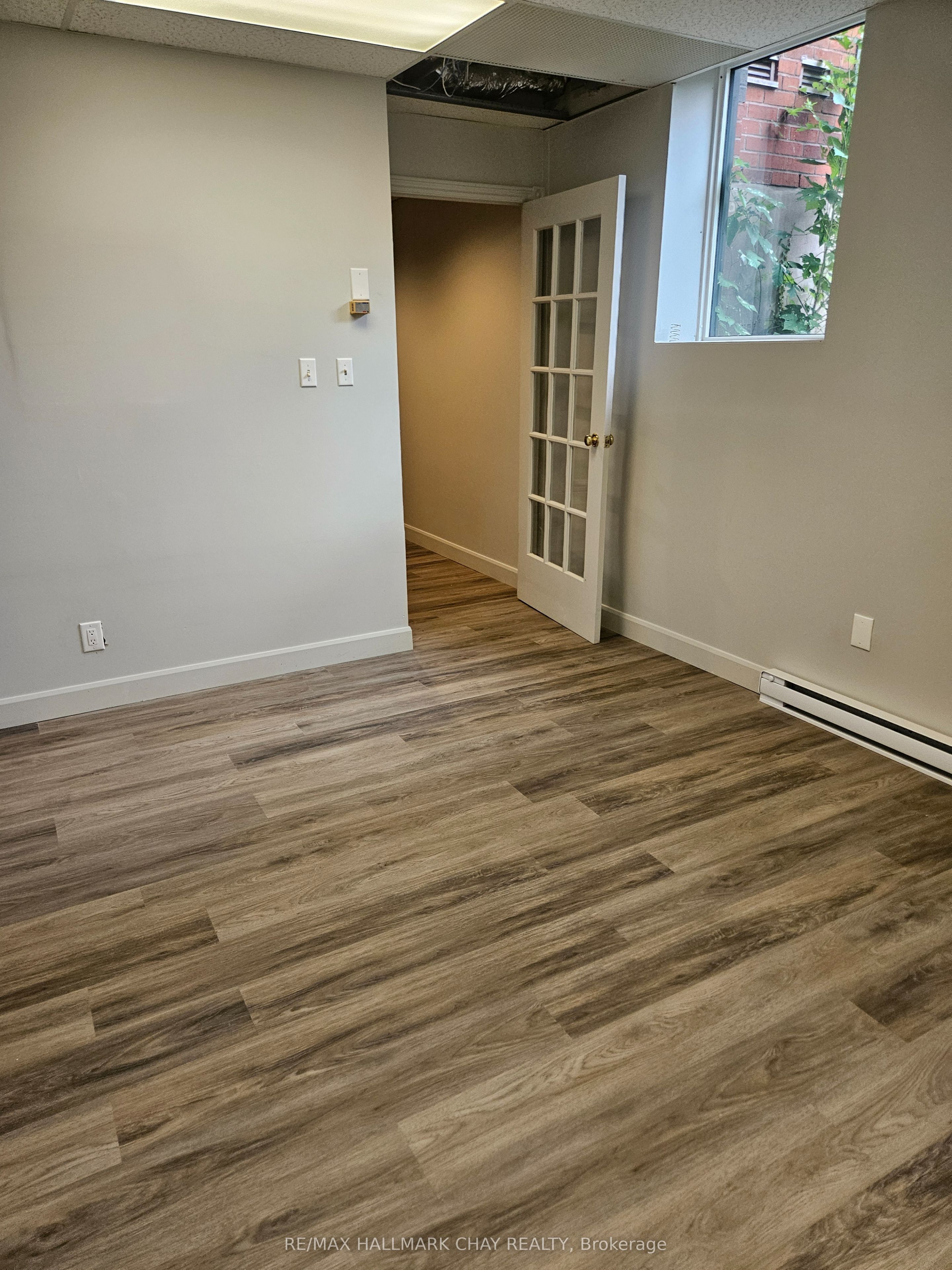 #lower Level - 152 Bayfield Street Property Photo 10