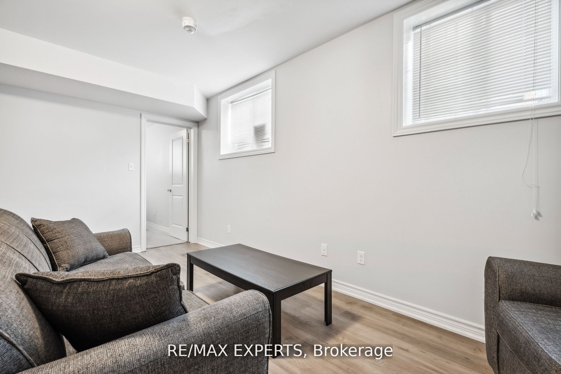 246 Penetanguishene Road 13 Property Photo 10
