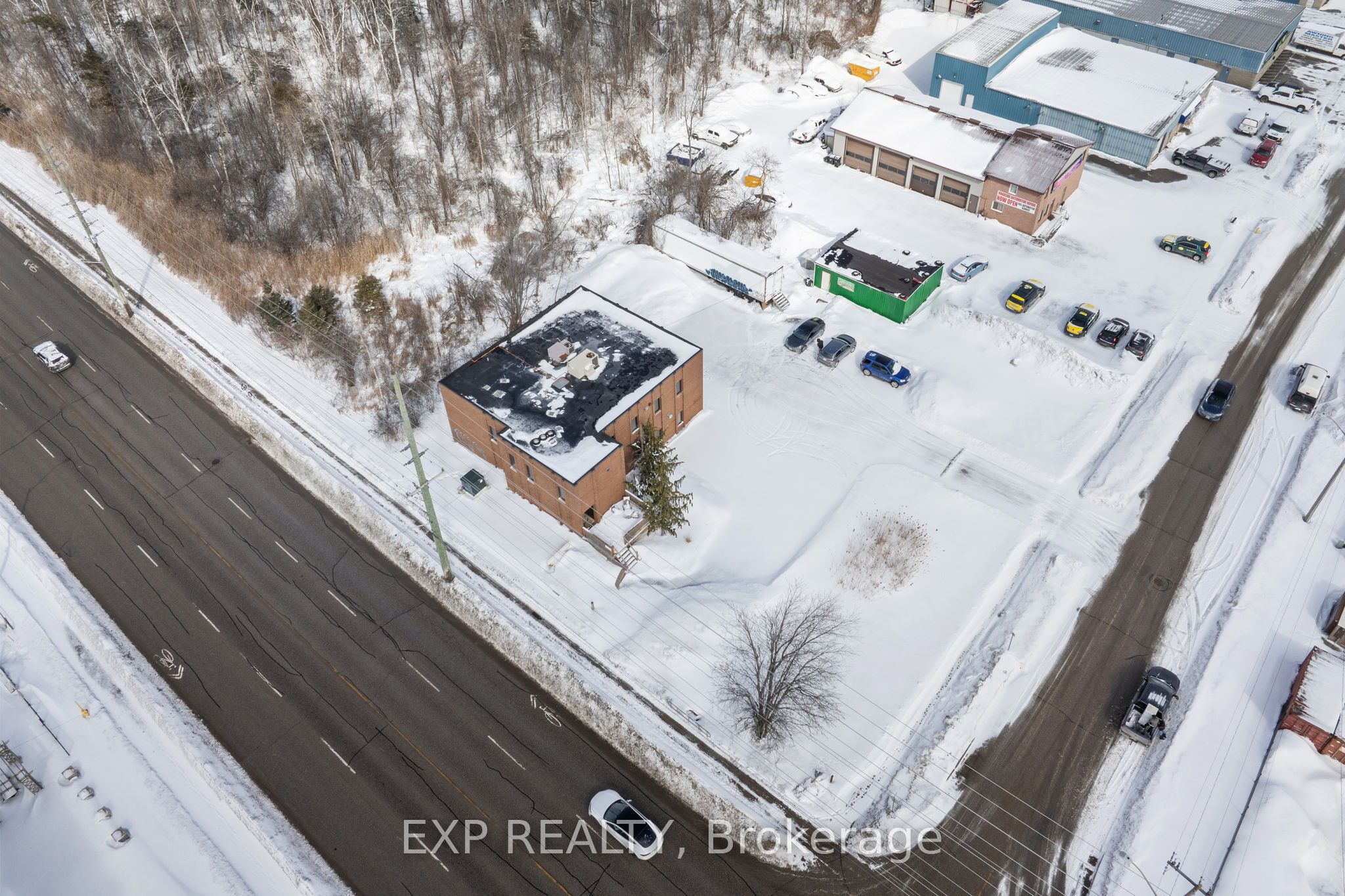 143 Ferndale Drive Property Photo 4