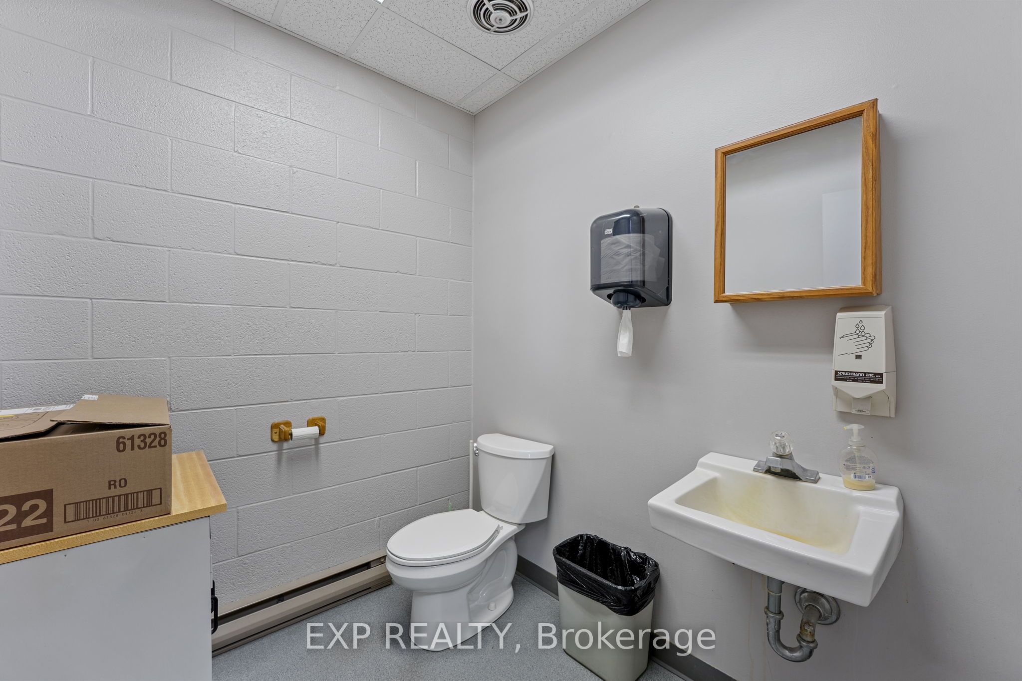 143 Ferndale Drive Property Photo 10