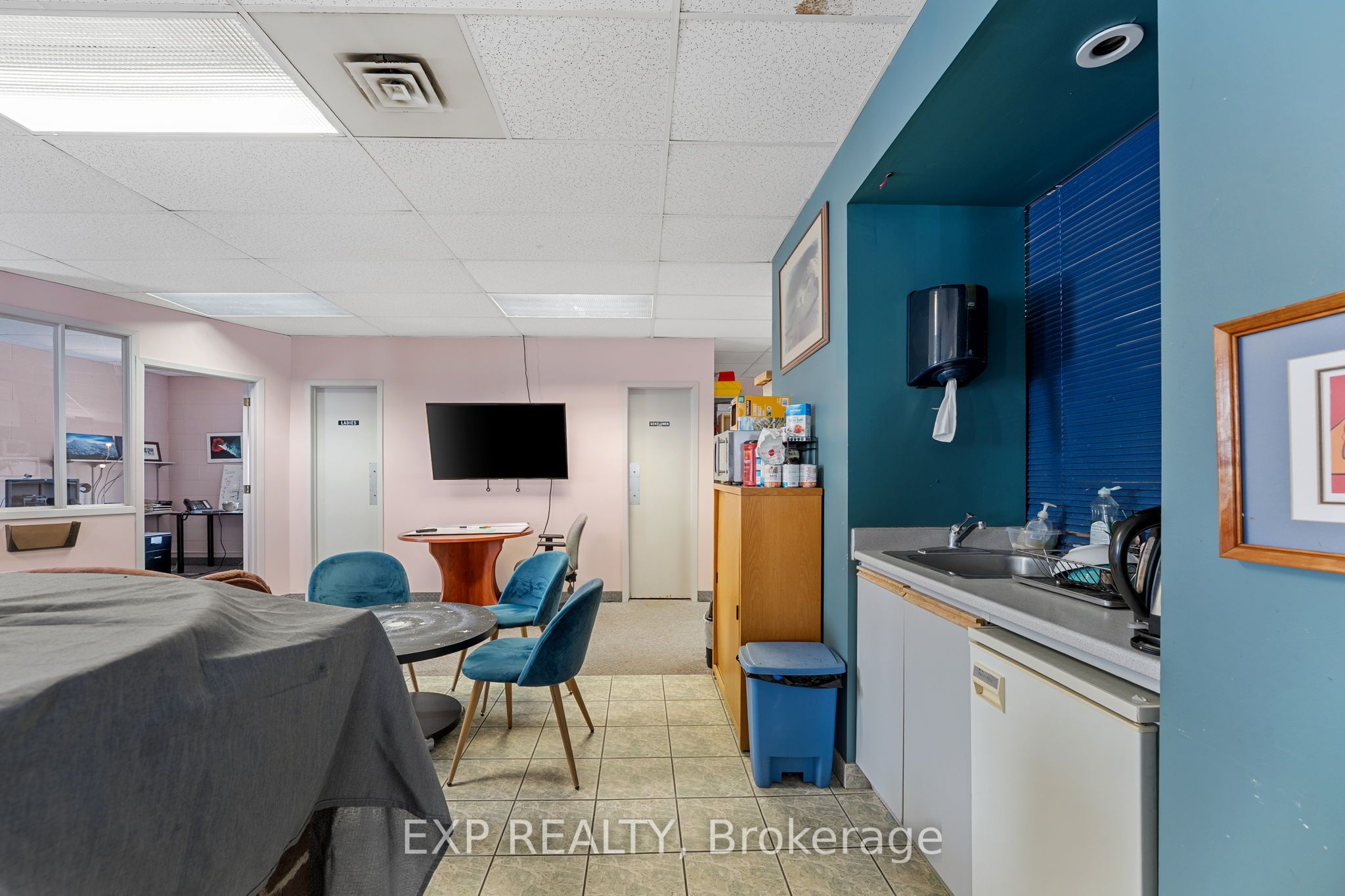 143 Ferndale Drive Property Photo 16