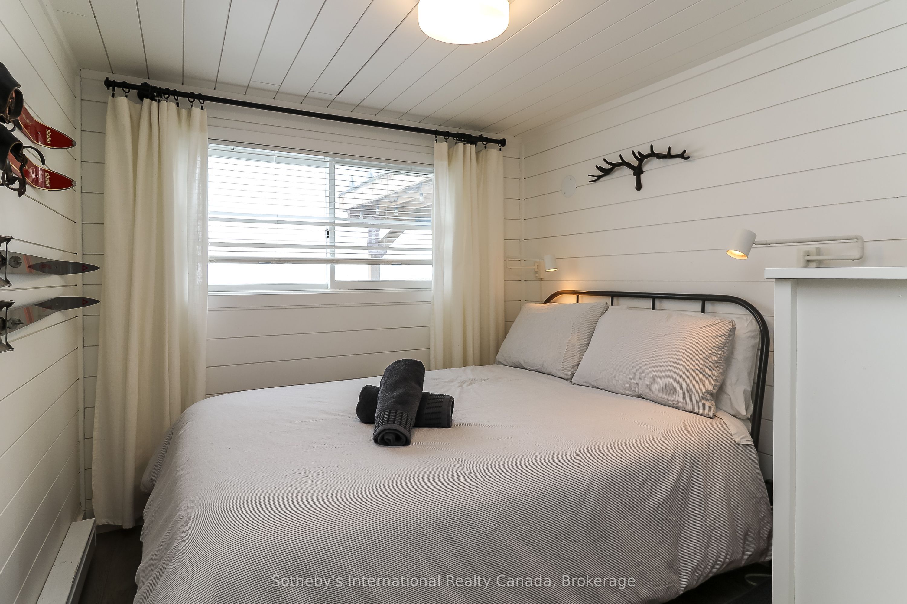 16 William Avenue Property Photo 23