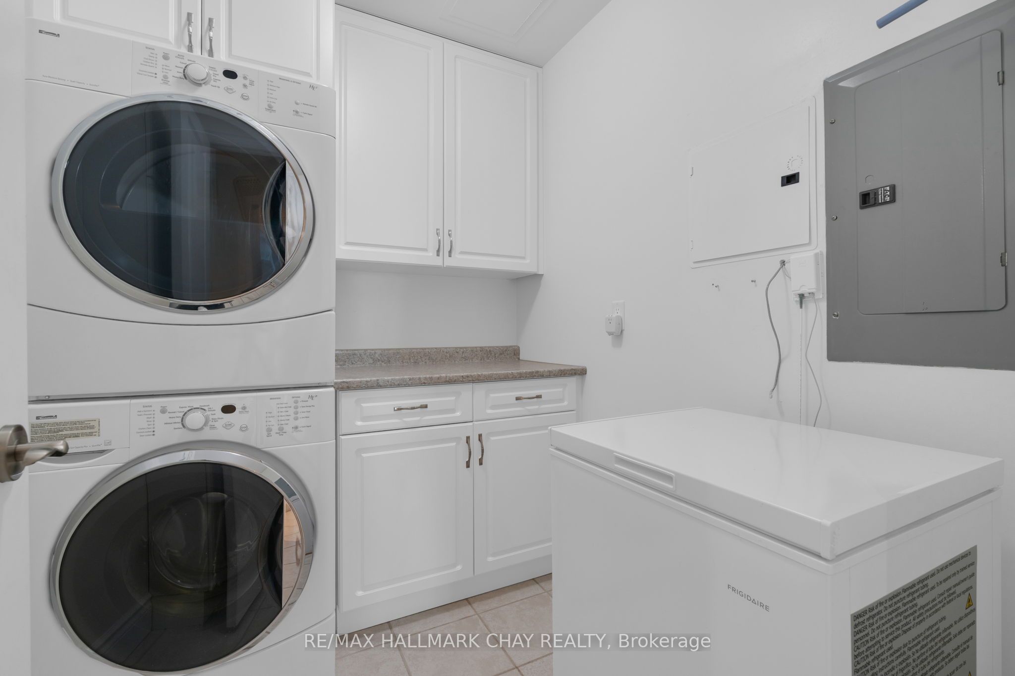 #1108 - 37 Ellen Street Property Photo 26