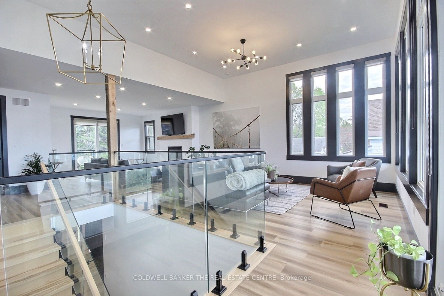 171 Fox Street Property Photo 13