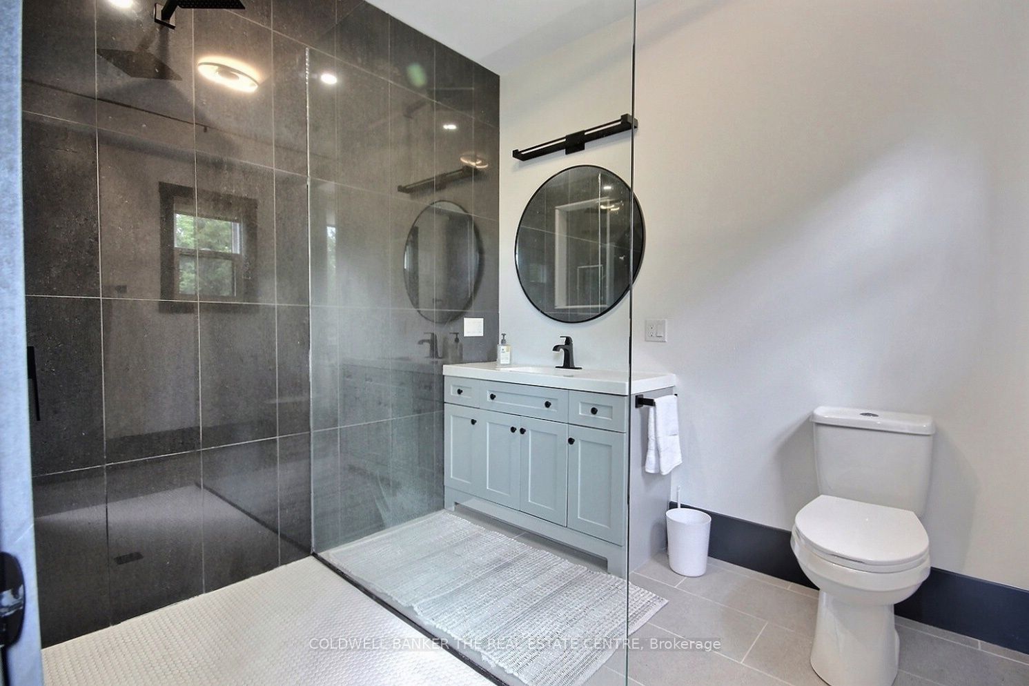 171 Fox Street Property Photo 20
