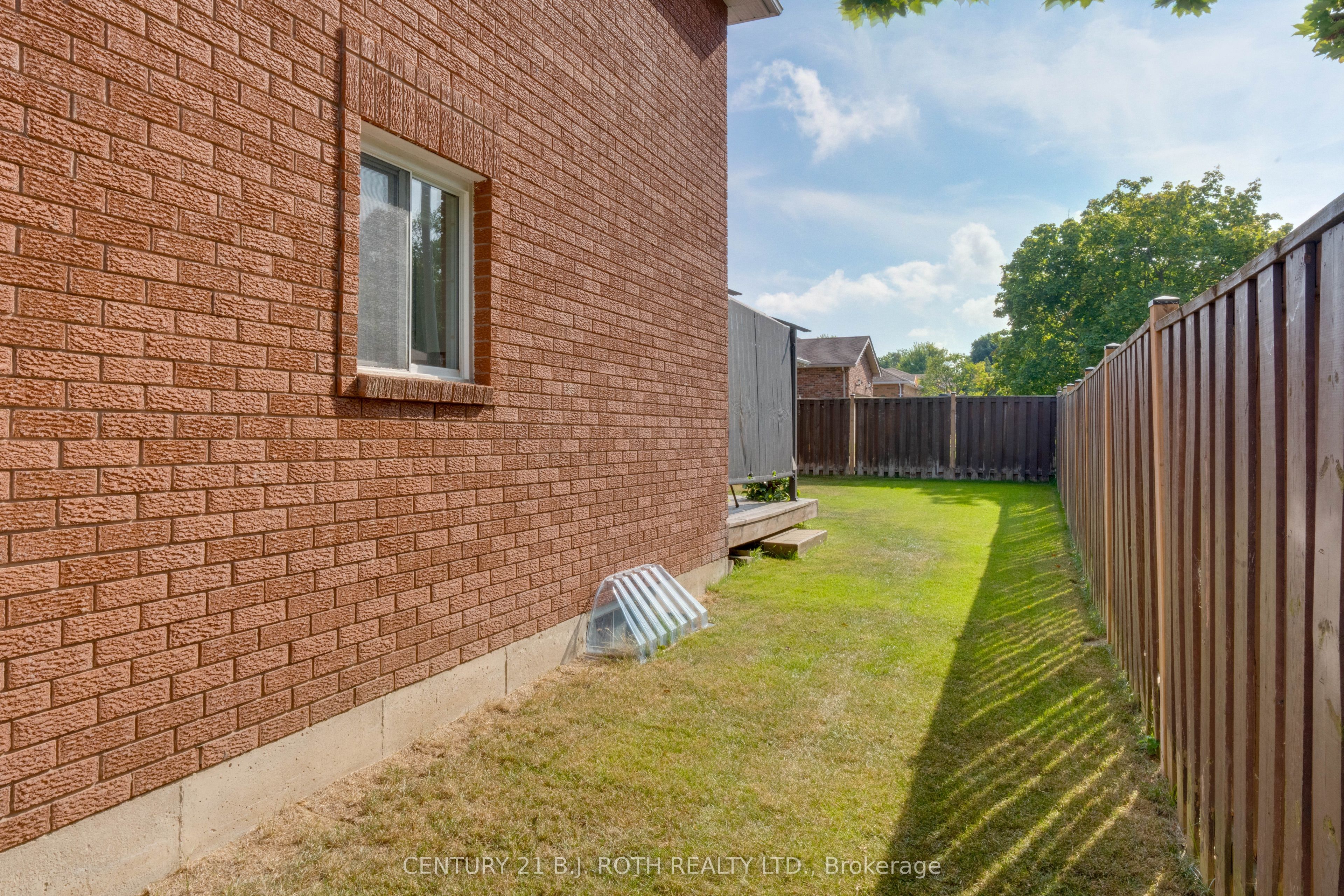 83 Geddes Crescent Property Photo 3