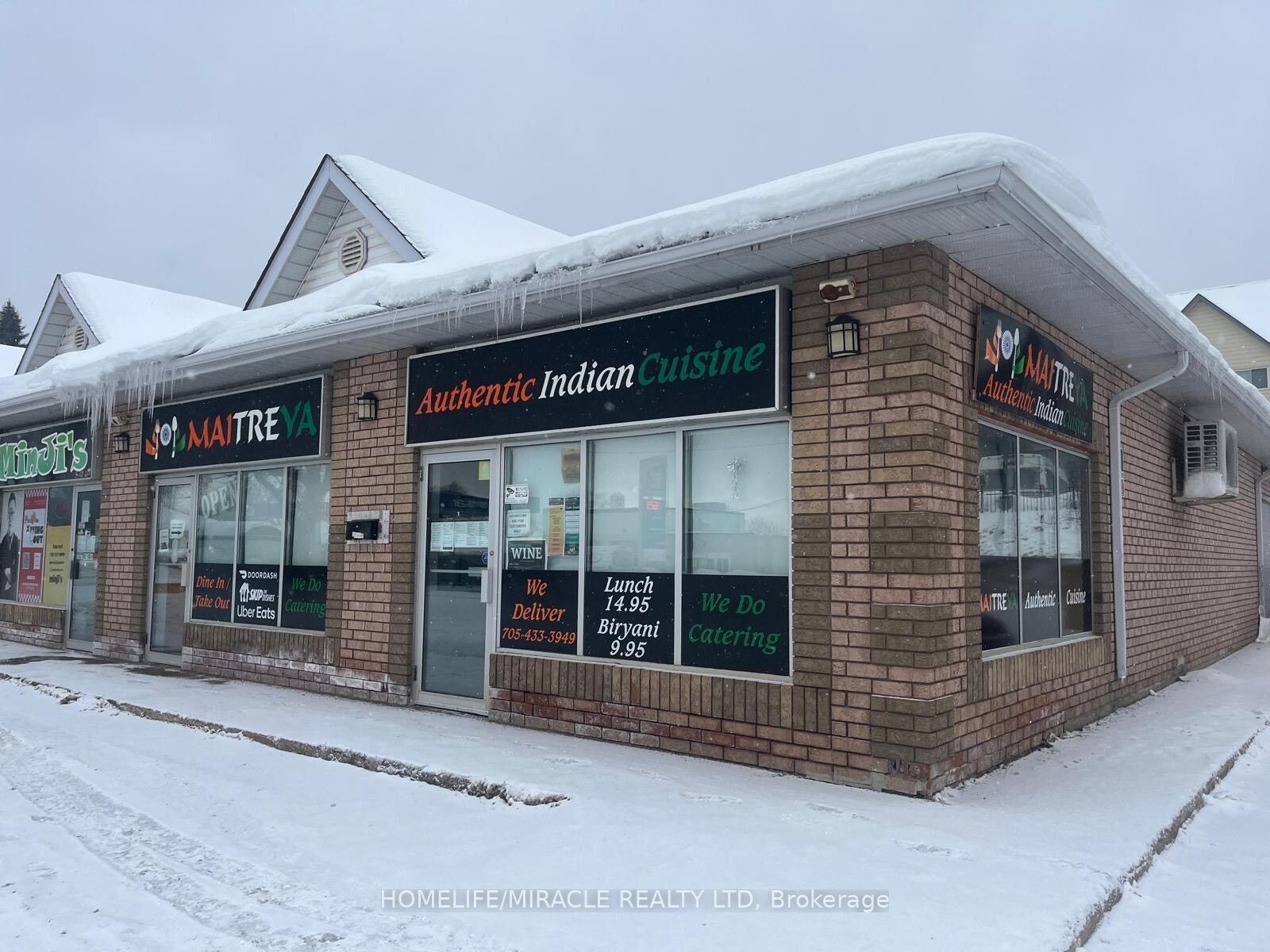 854 Yonge Street Property Photo