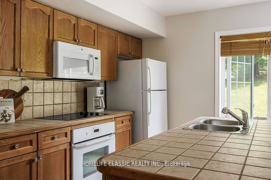 90 Highland Drive 2108-09 Property Photo 10