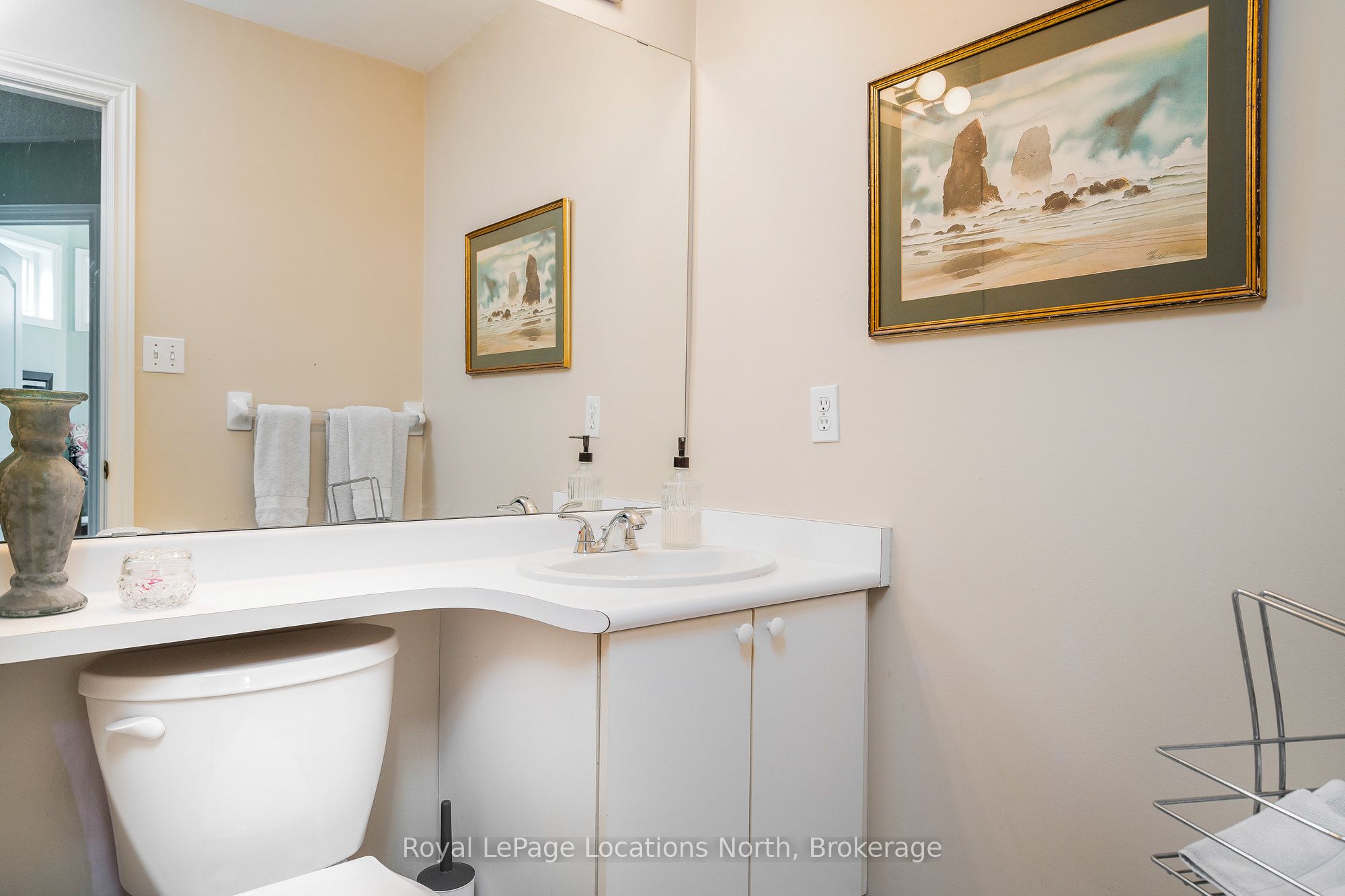 166 Fairway Crescent 803 Property Photo 31