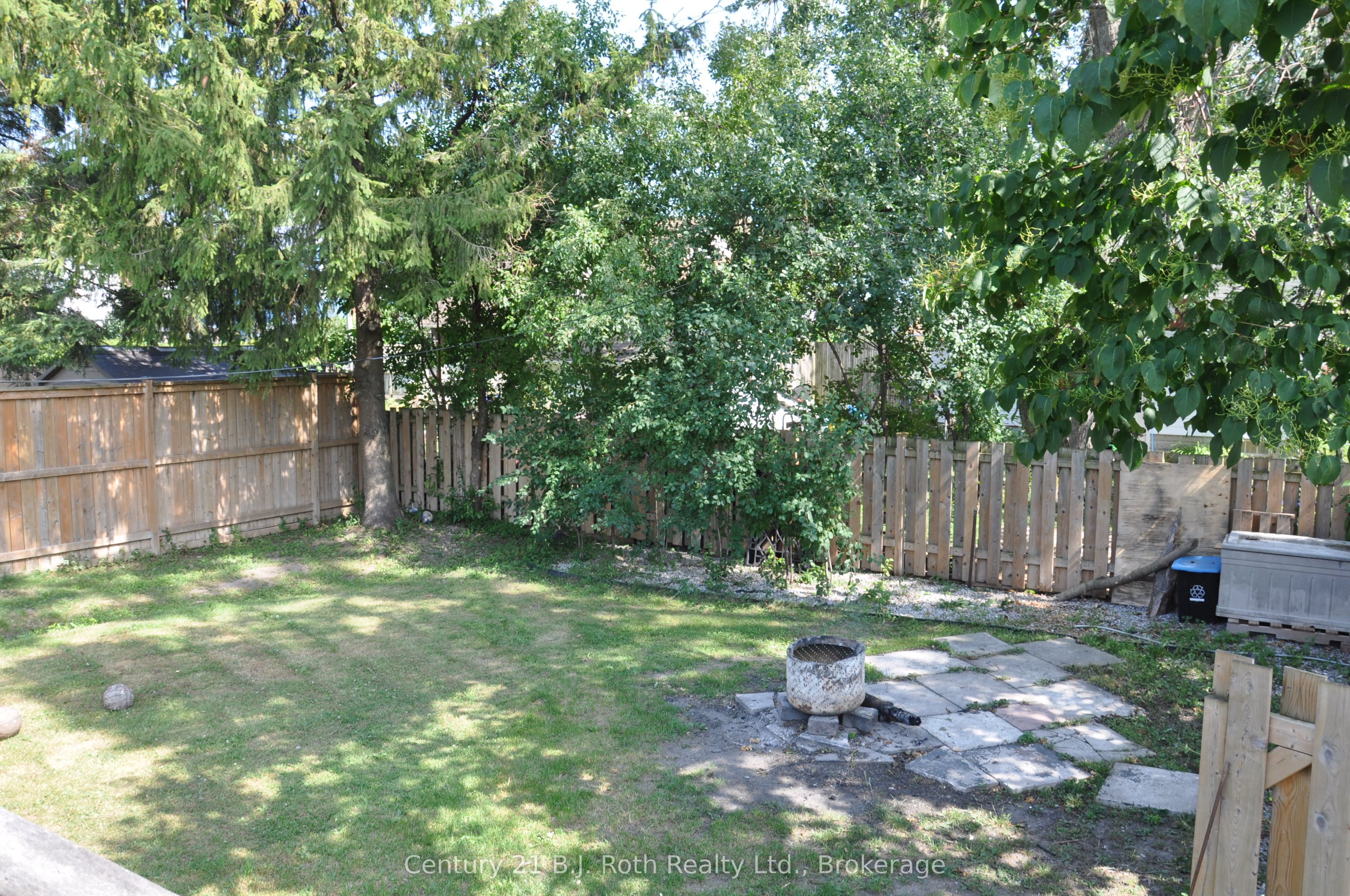 311 James Street E Property Photo 3