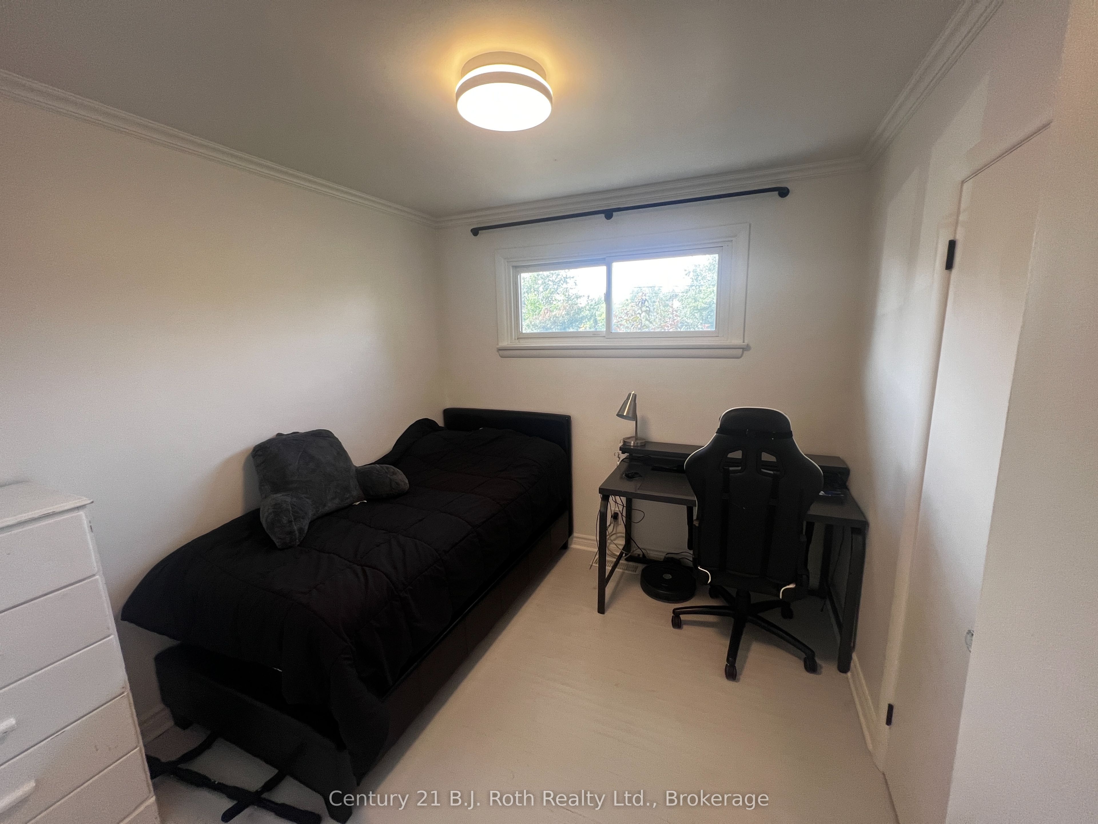 311 James Street E Property Photo 17