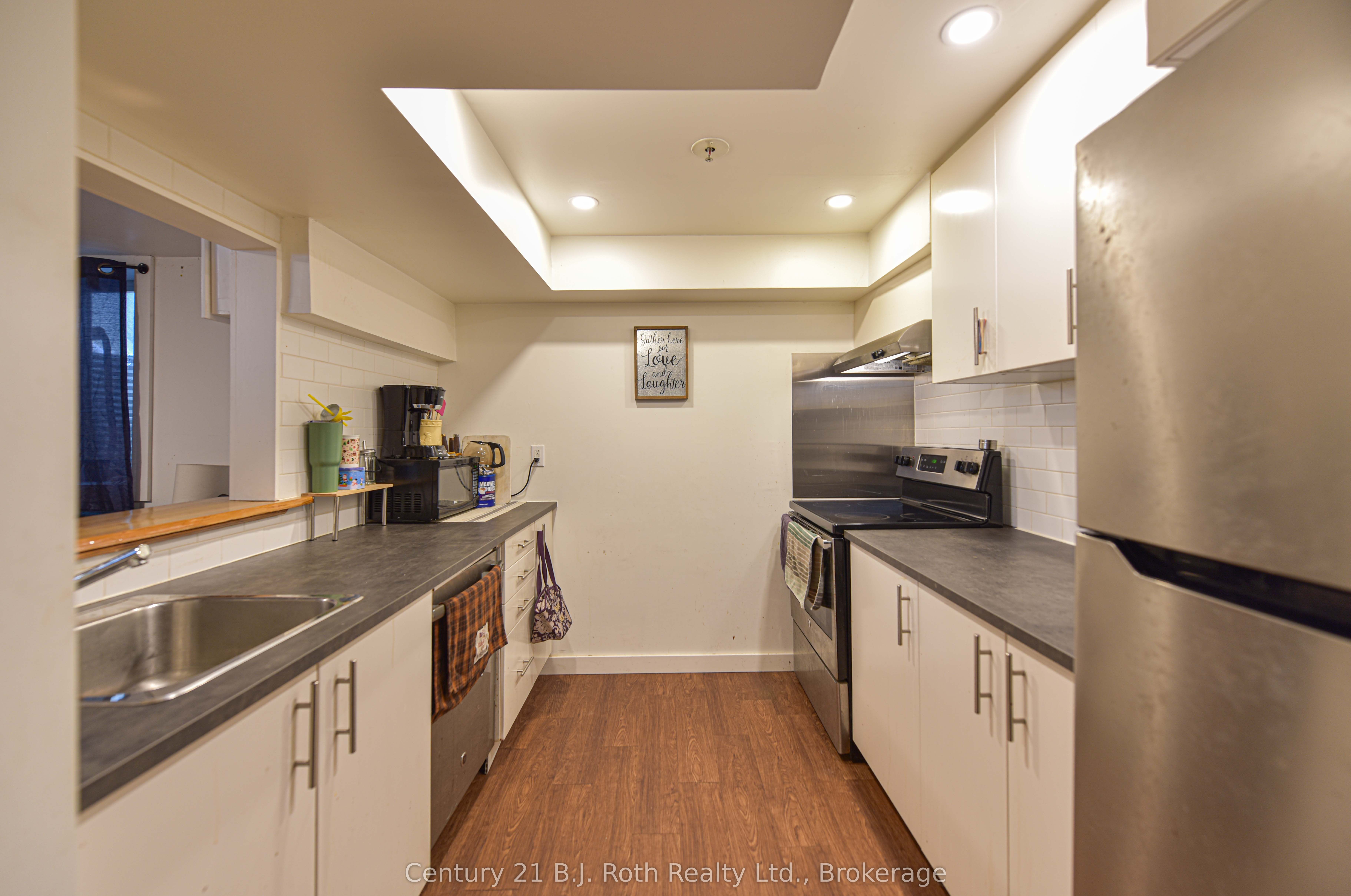 311 James Street E Property Photo 20