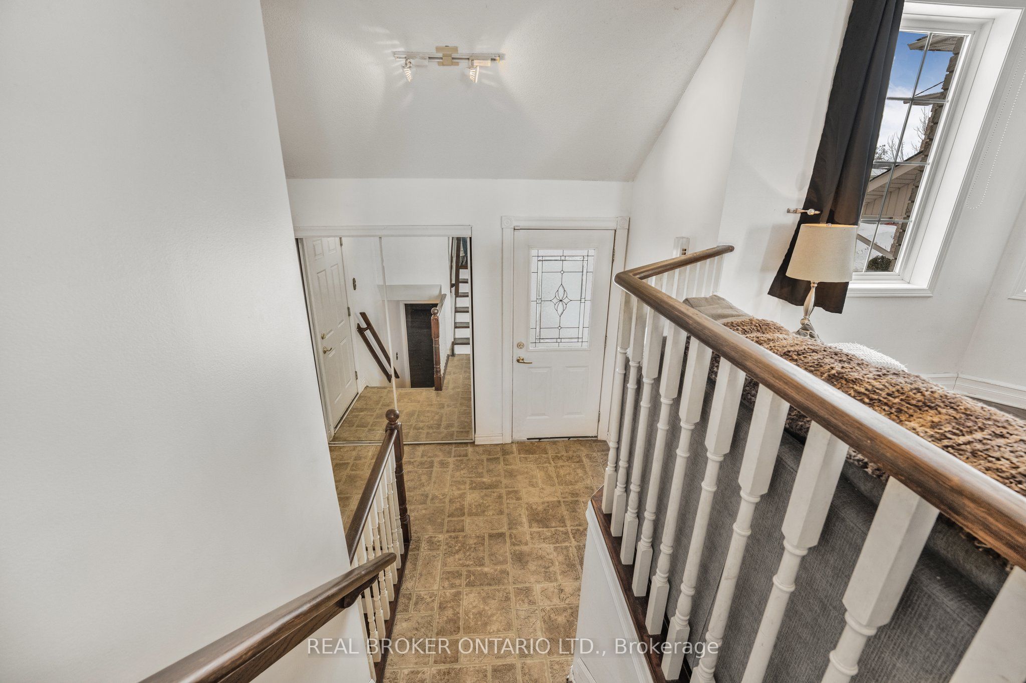 22 Dykstra Drive Property Photo 3
