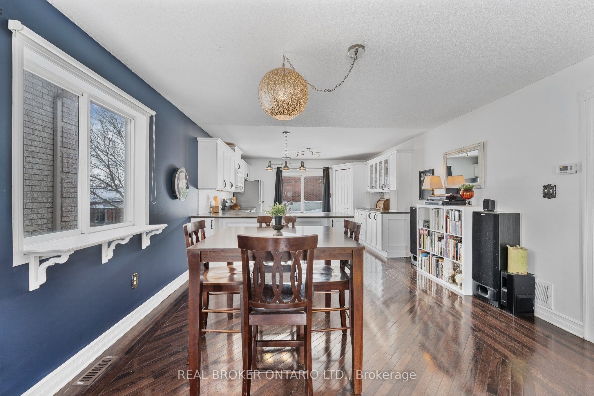 22 Dykstra Drive Property Photo 8