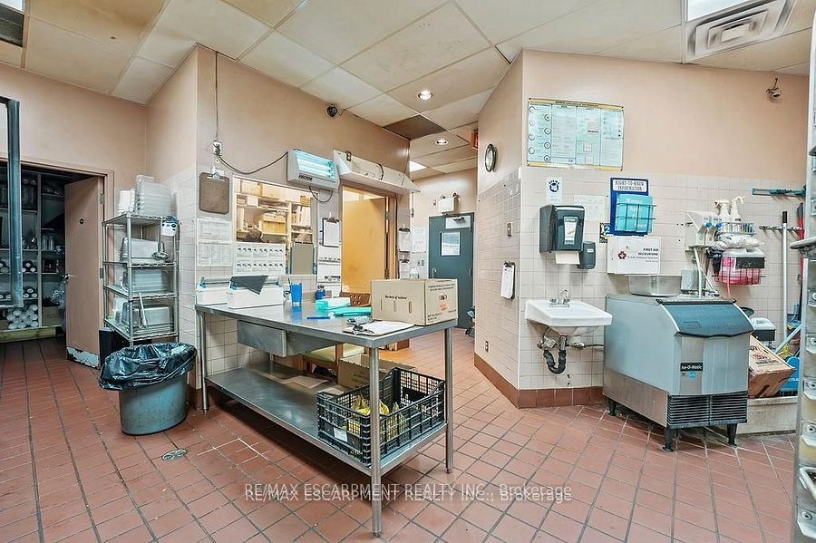 501 Bryne Drive Property Photo 32