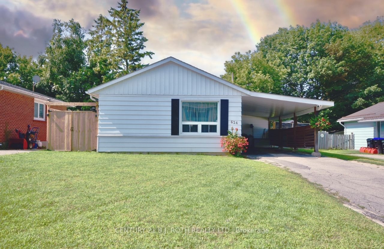 624 Bayview Drive Property Photo