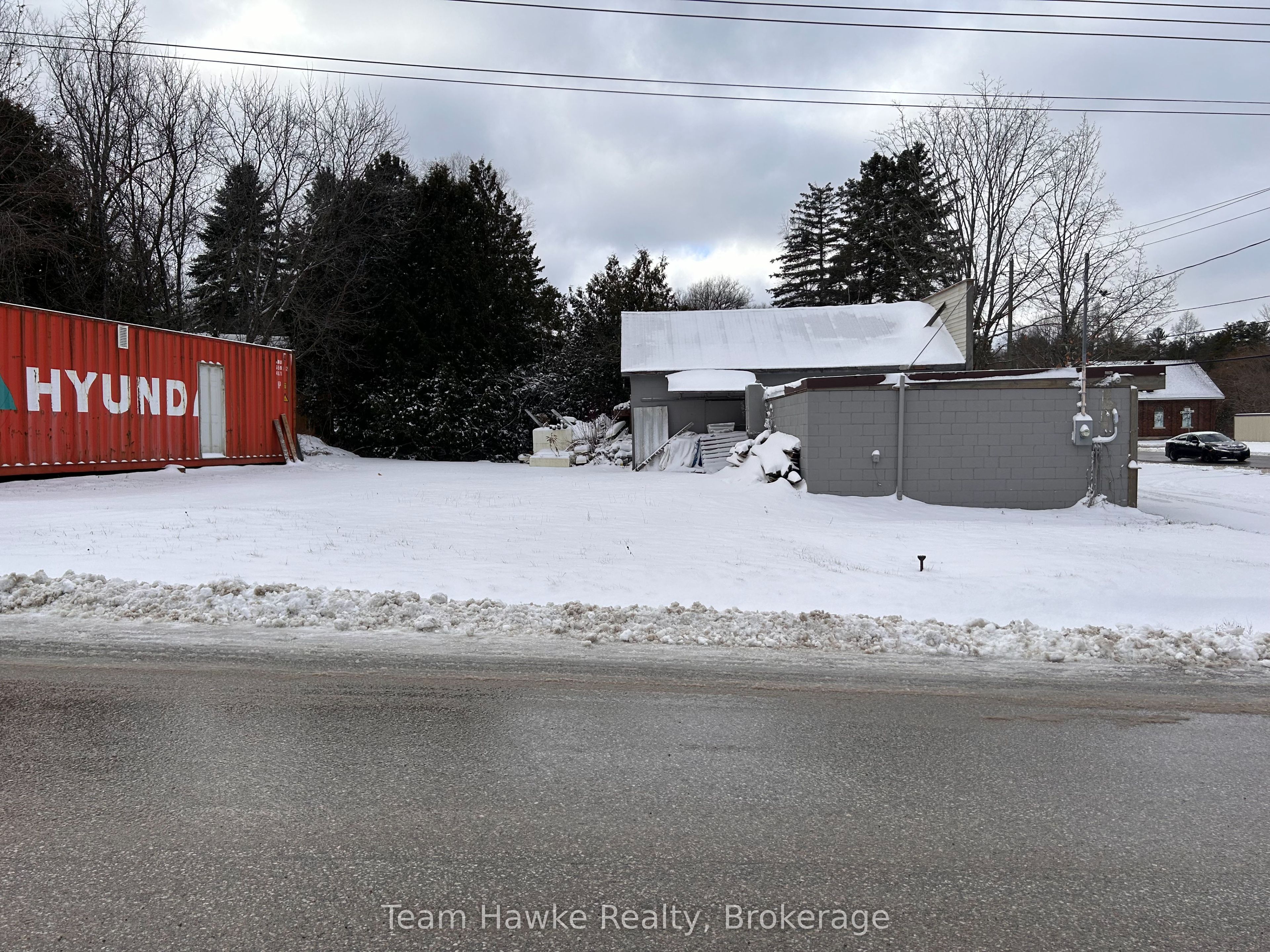 156 Robert Street Property Photo 4