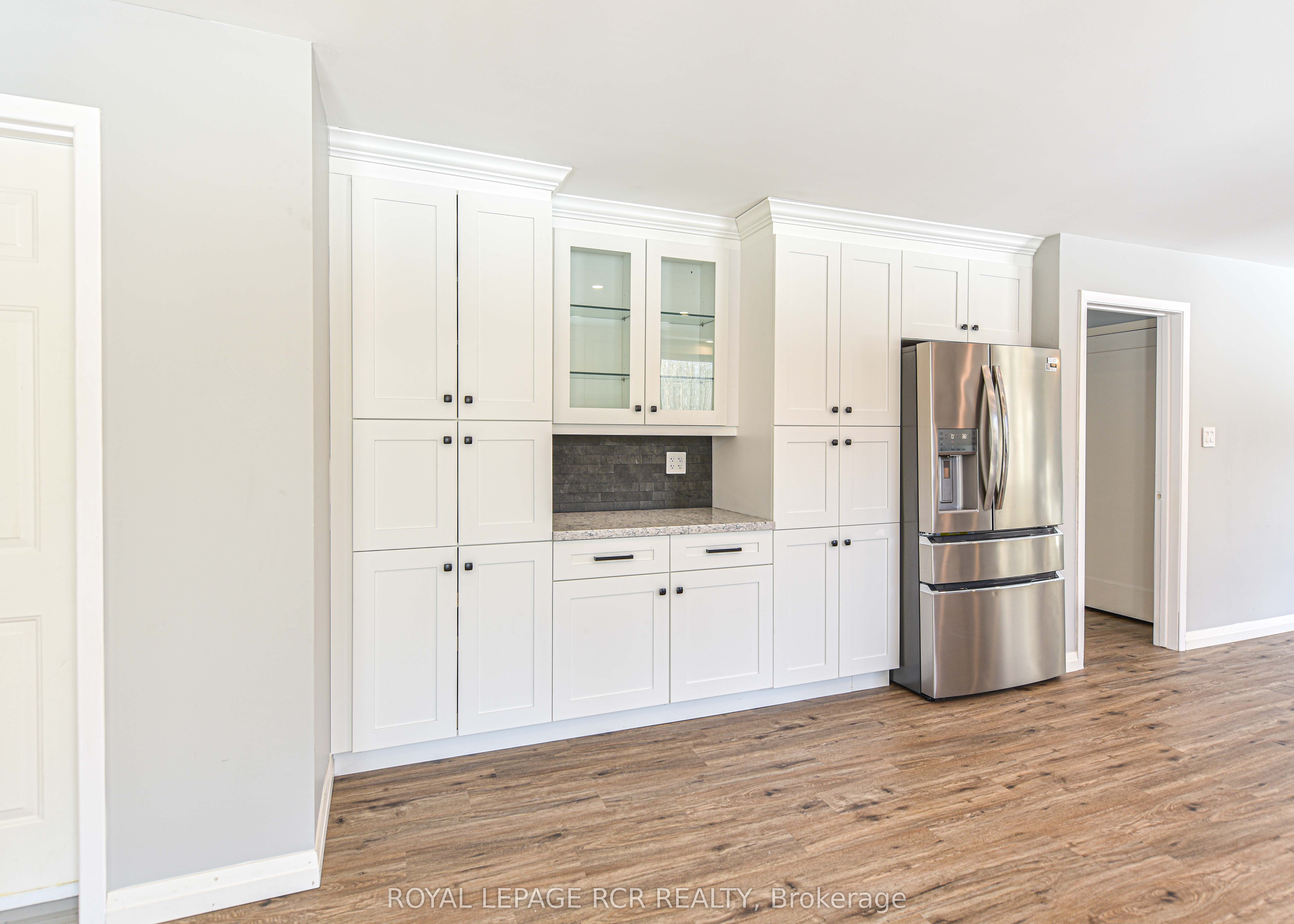 1369 Ryerson Boulevard Property Photo 12