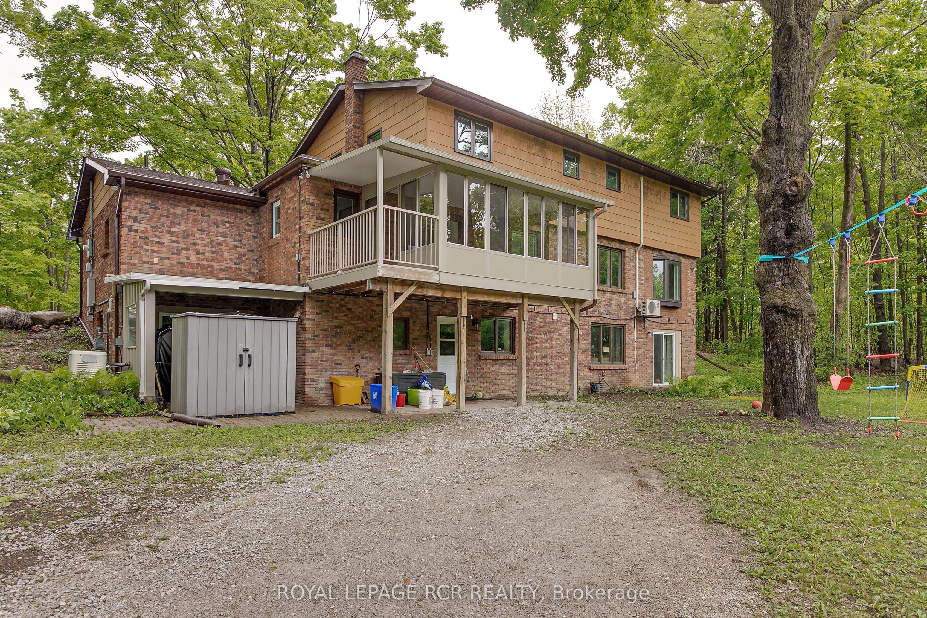 1369 Ryerson Boulevard Property Photo 29
