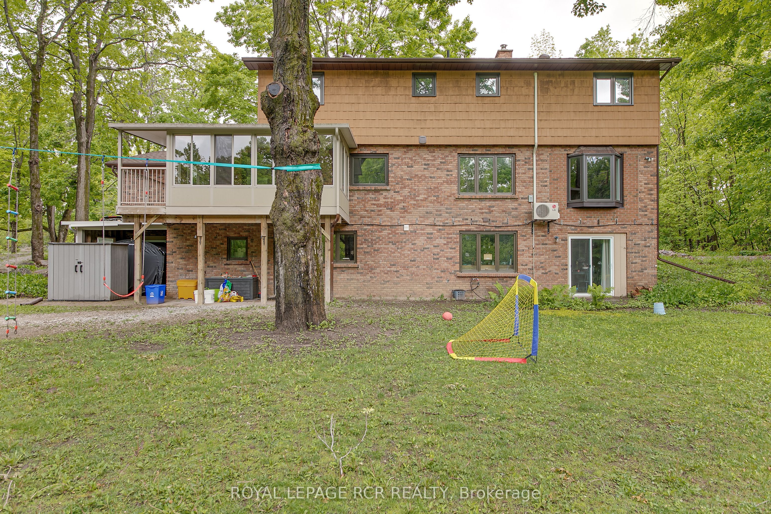 1369 Ryerson Boulevard Property Photo 31