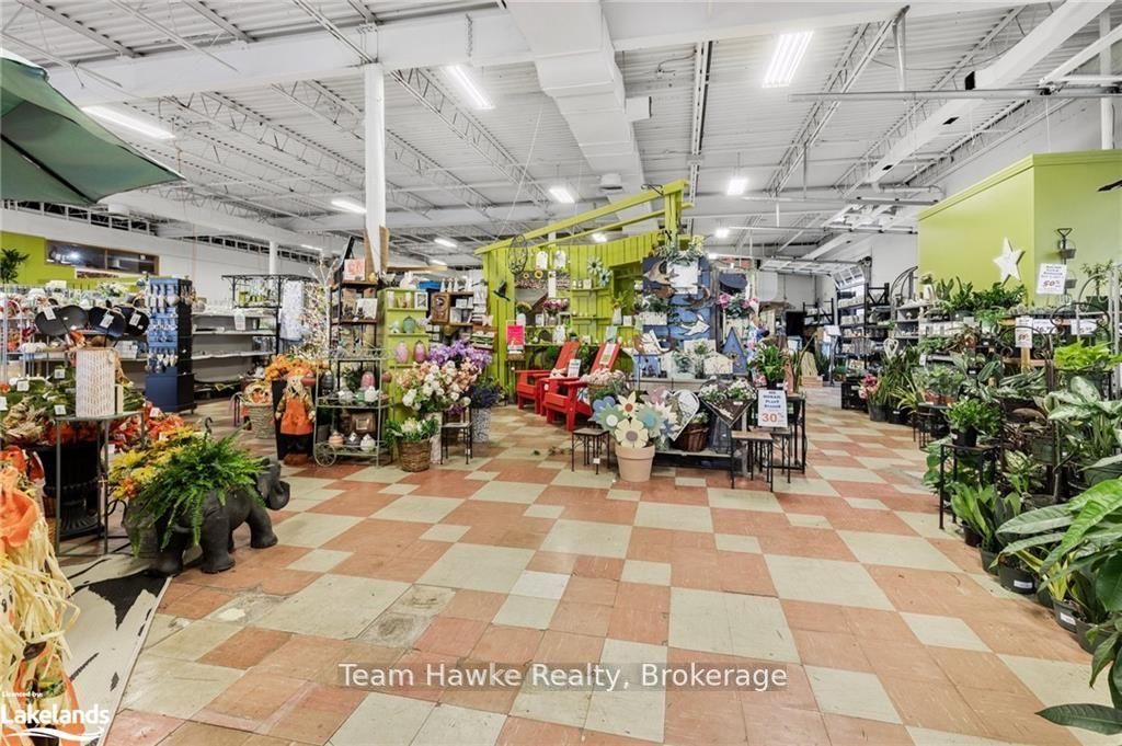 830 Yonge Street Property Photo 2