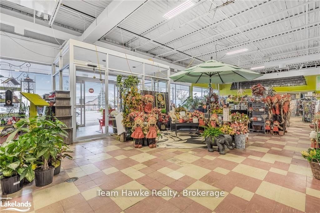 830 Yonge Street Property Photo 3