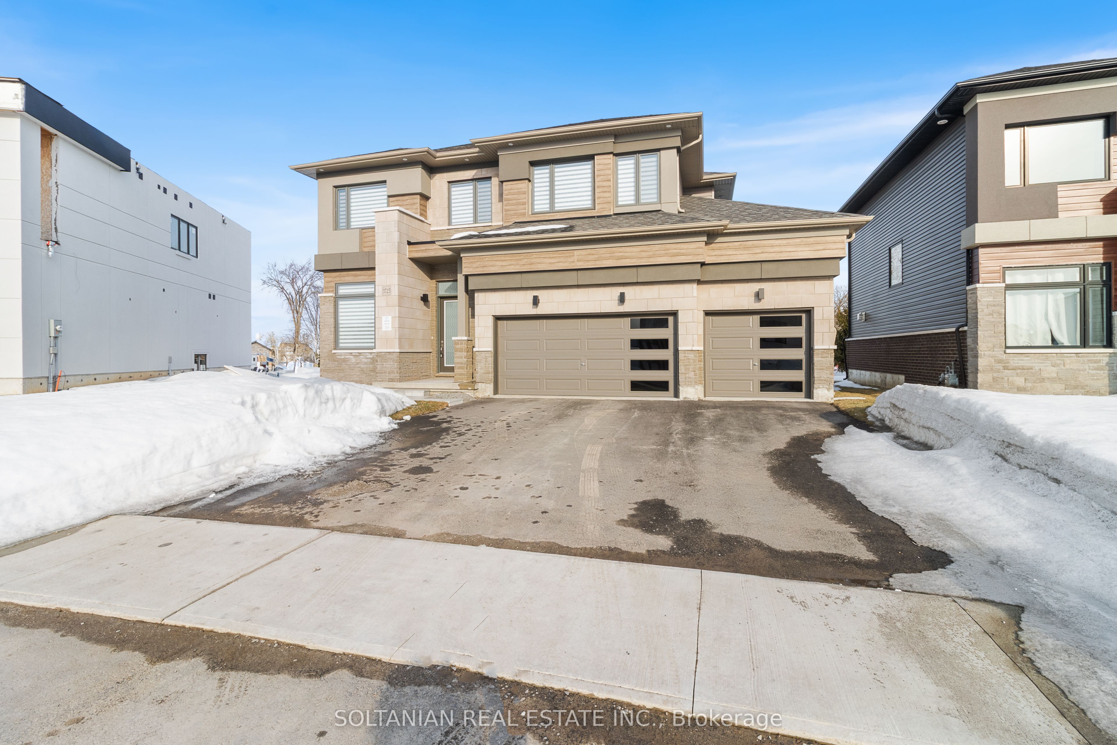 3725 Lakepoint Drive Property Photo 1