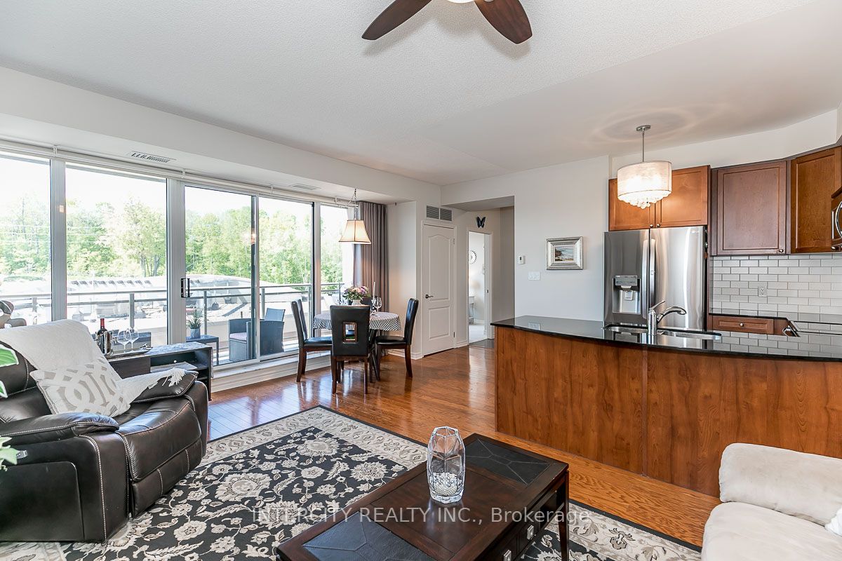 699 Aberdeen Boulevard W 407 Property Photo 8