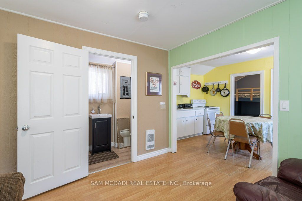 5 River Road Property Photo 11