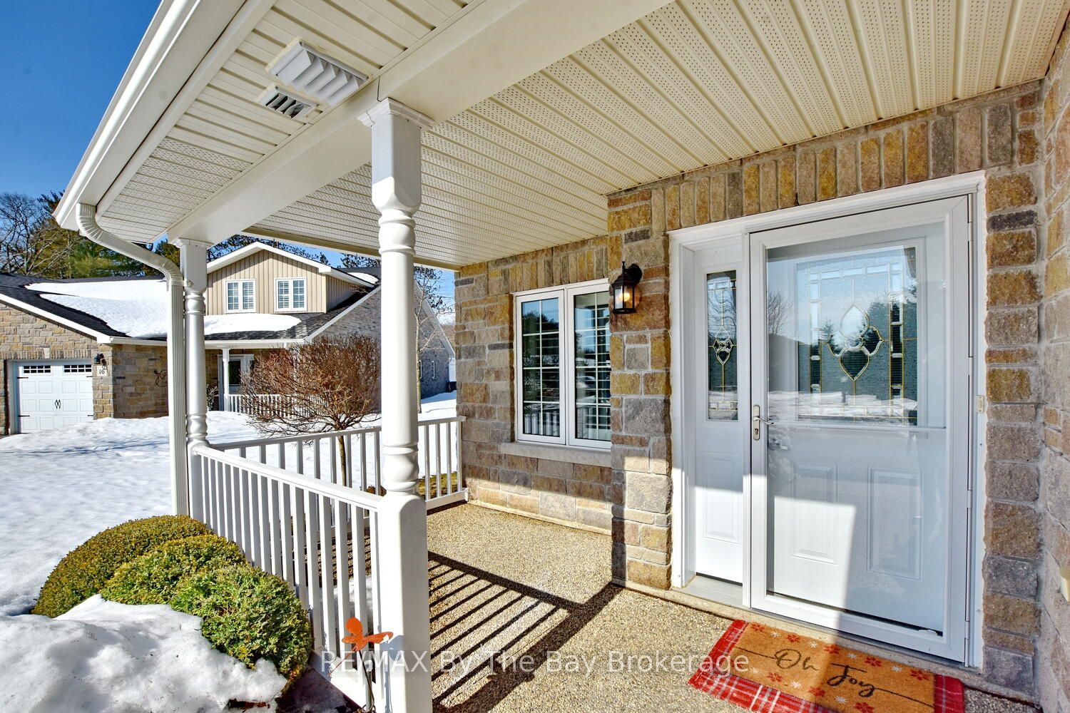 12 Garden Grove Crescent Property Photo 2