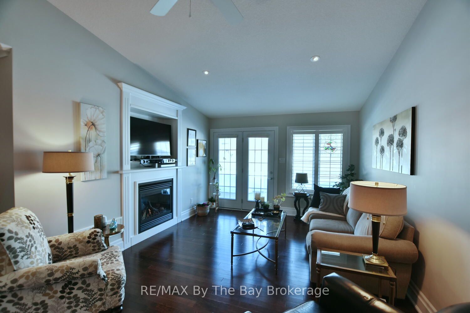 12 Garden Grove Crescent Property Photo 11