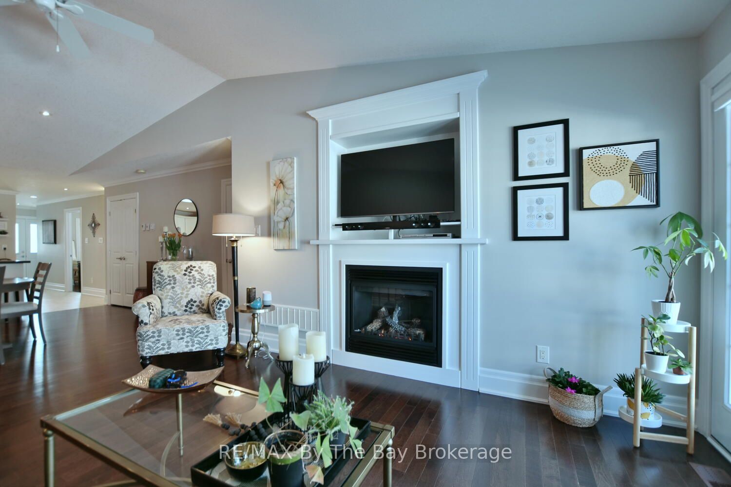 12 Garden Grove Crescent Property Photo 13