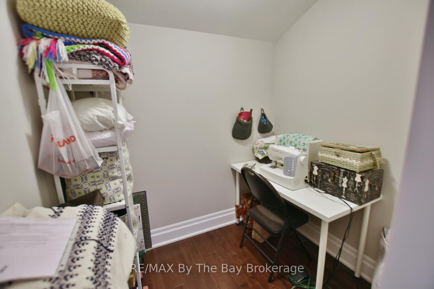 12 Garden Grove Crescent Property Photo 26