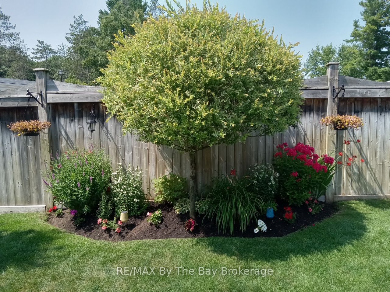 12 Garden Grove Crescent Property Photo 35