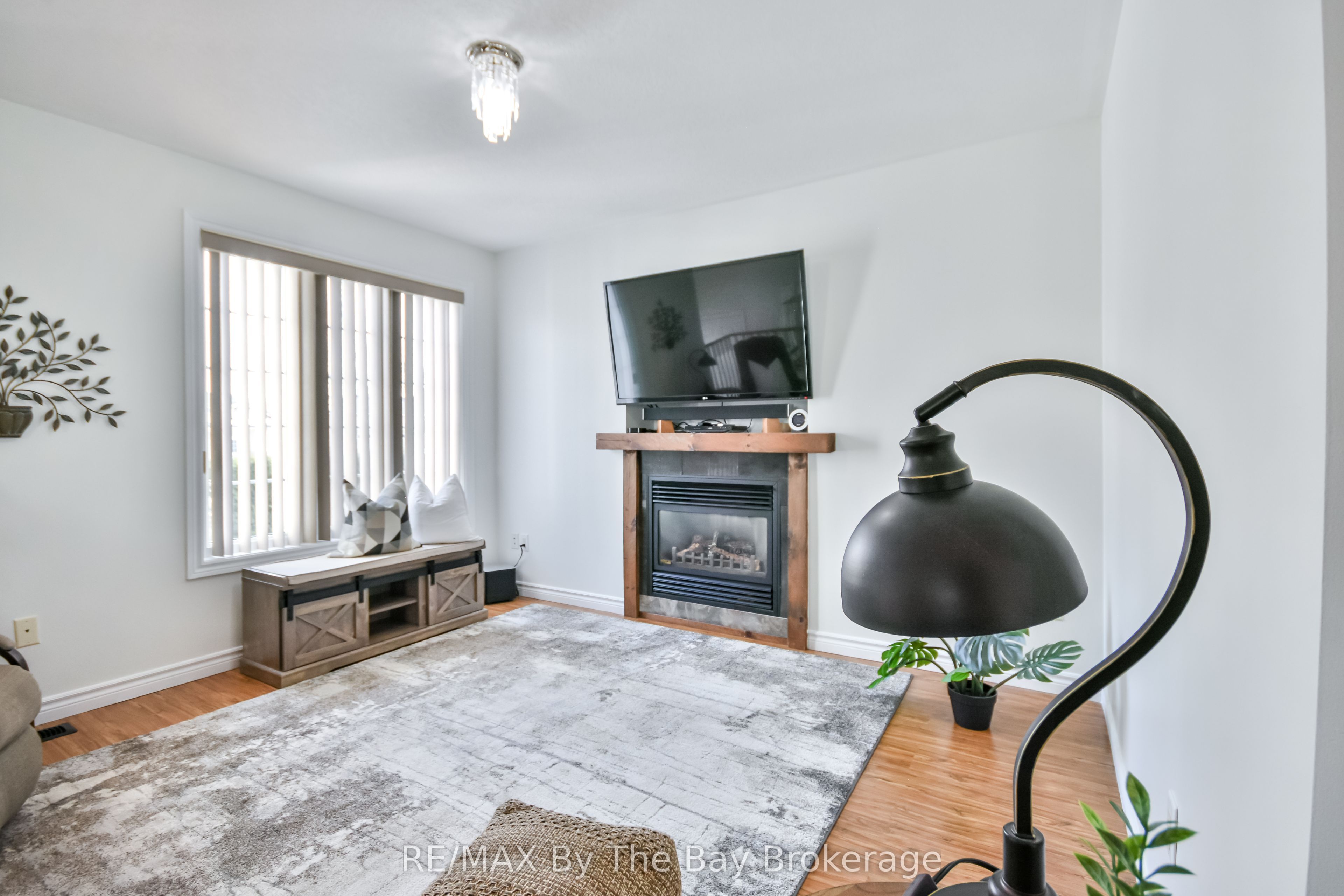 336 Robinson Road Property Photo 7