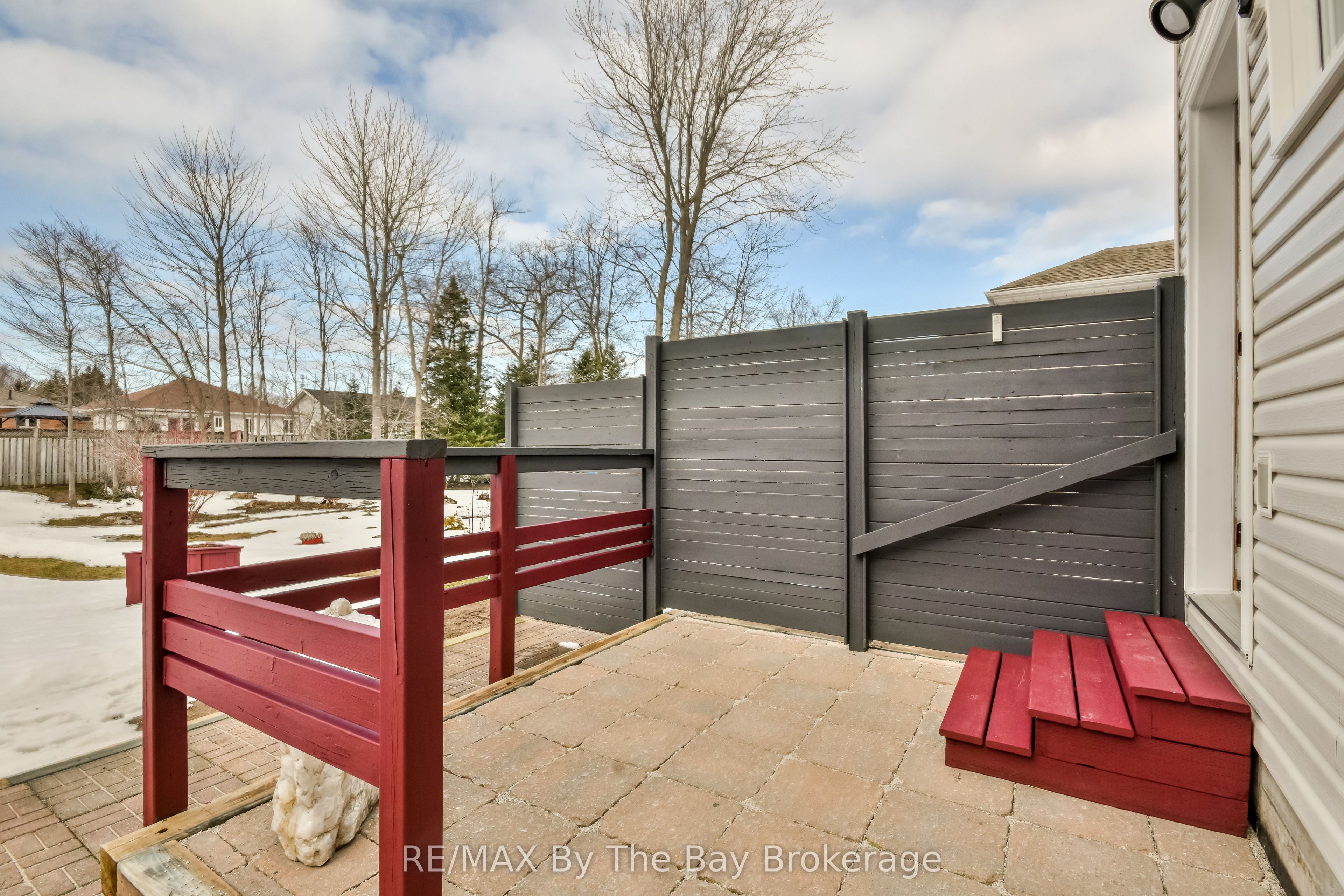 336 Robinson Road Property Photo 23