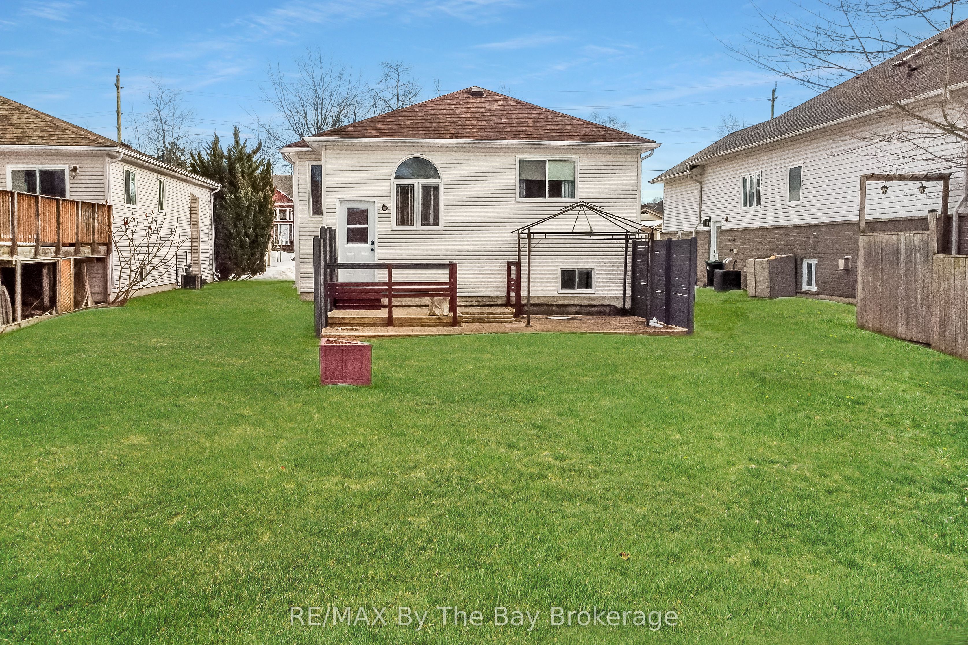 336 Robinson Road Property Photo 40