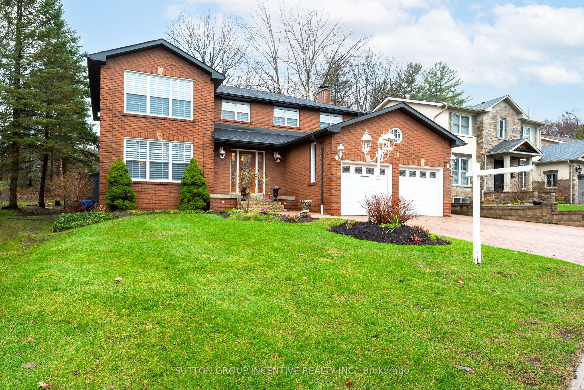 18 Valley Drive Property Photo 1