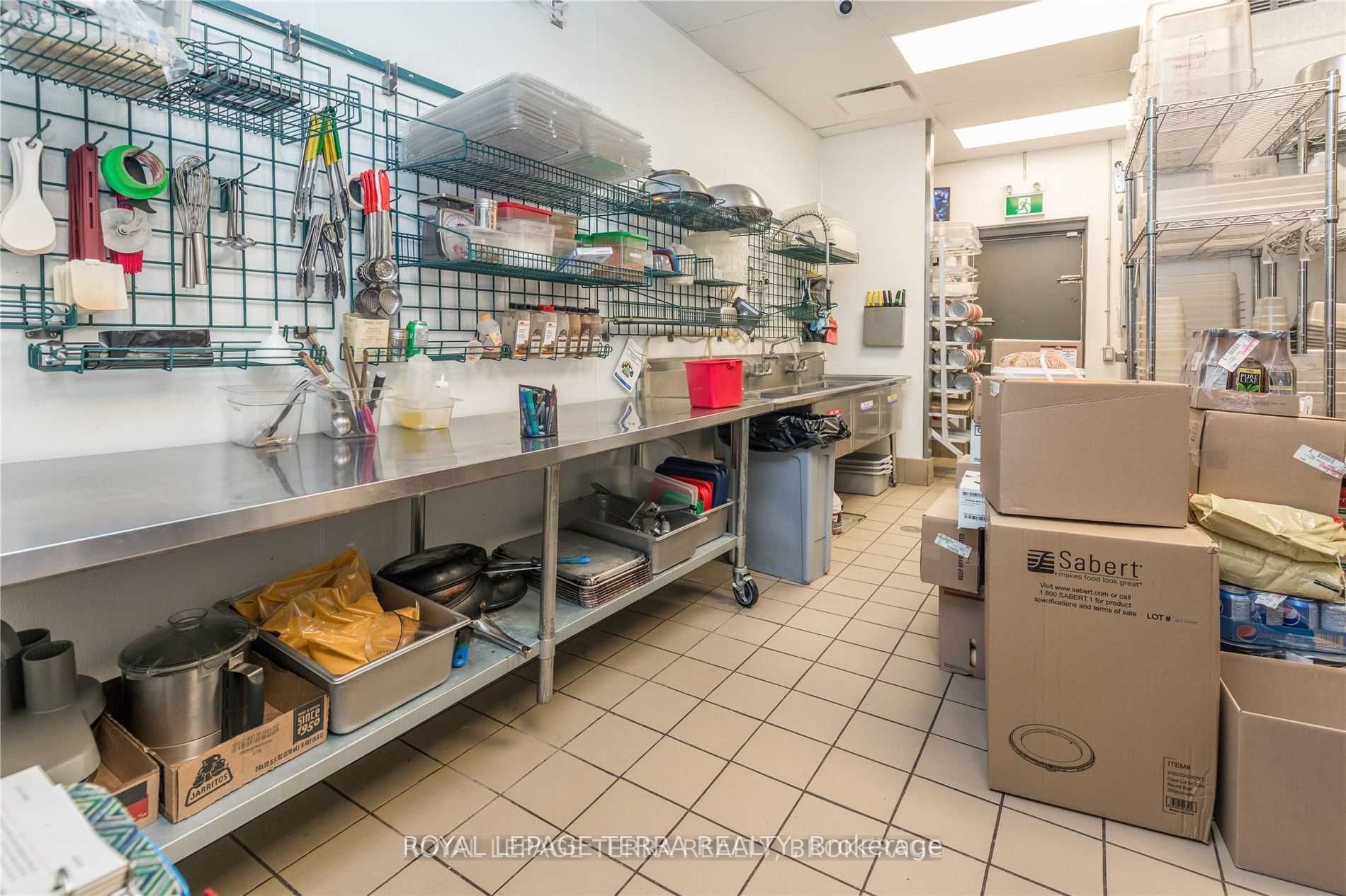 #6 - 353 Duckworth Street Property Photo 23